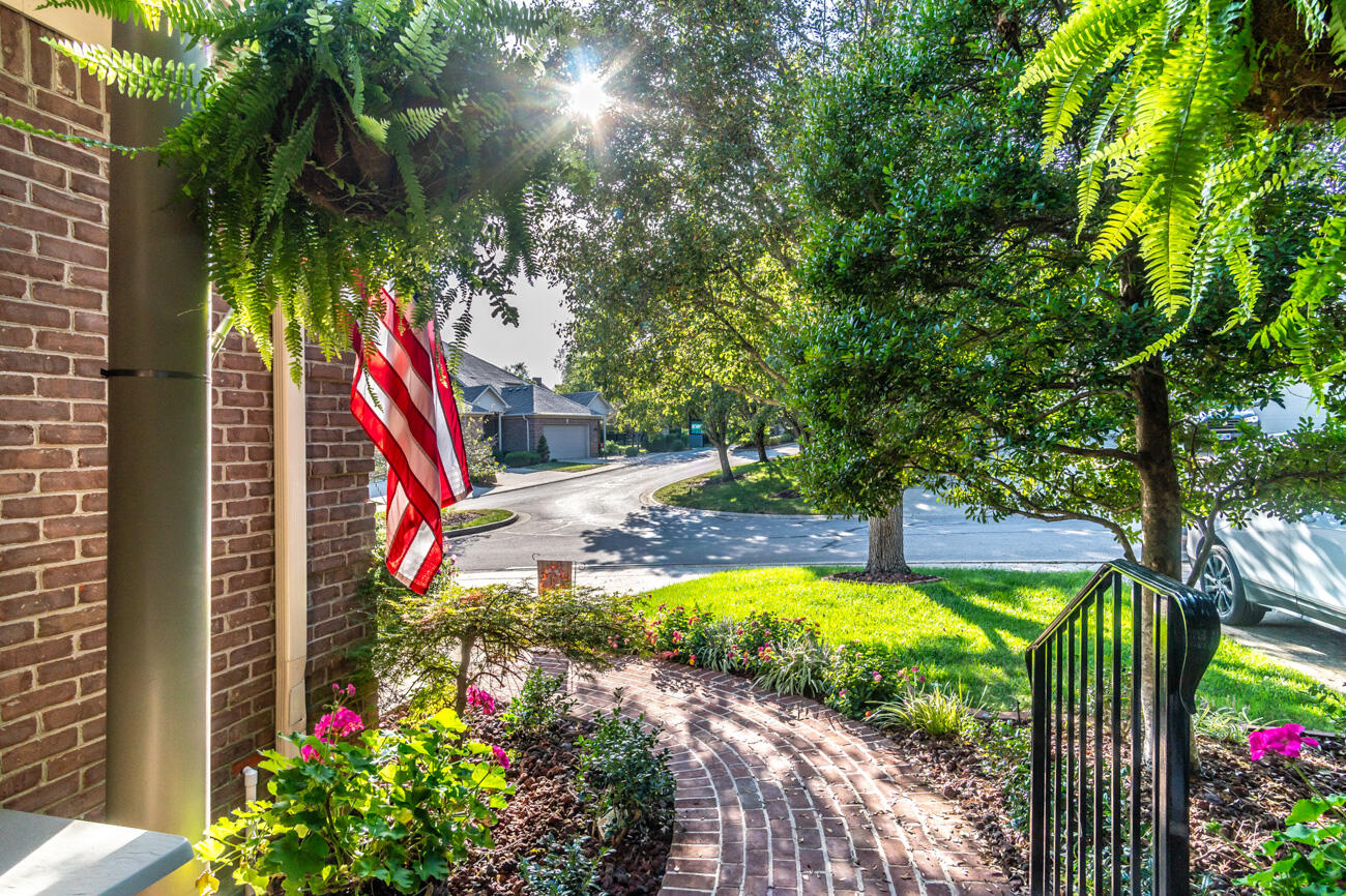 114 Bethpage Path Property Photo 41