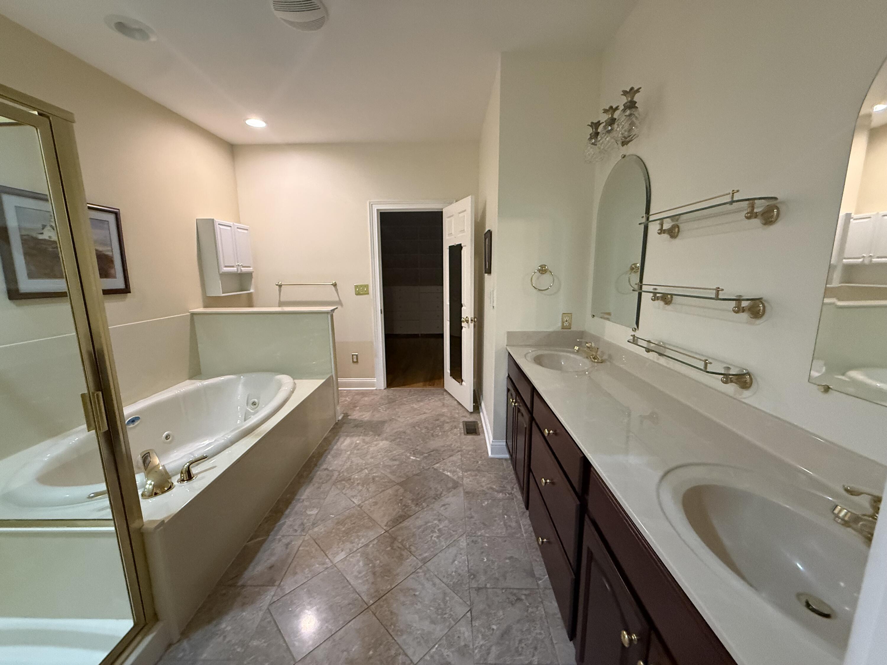 114 Bethpage Path Property Photo 82