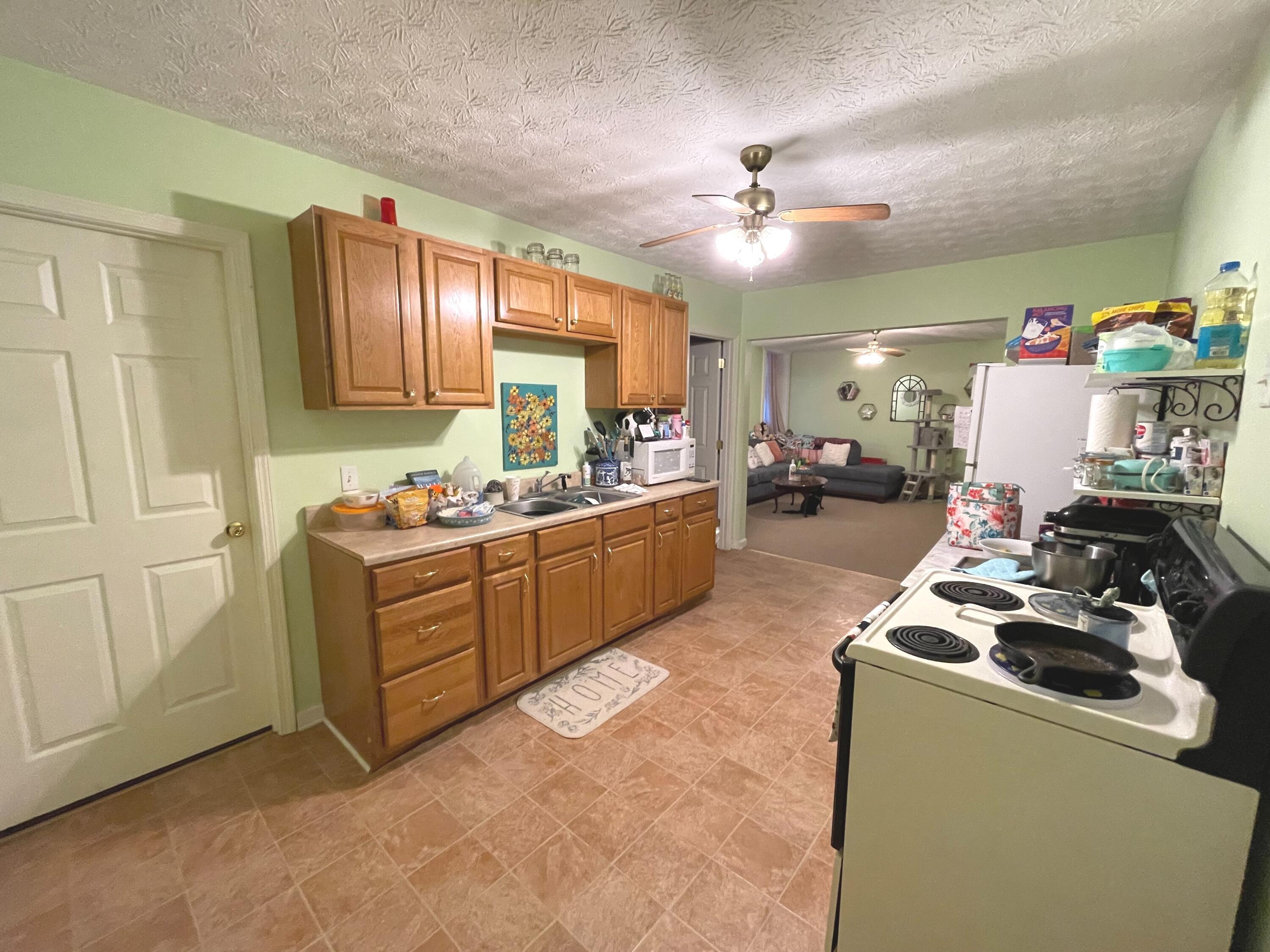 120 S Main Street Property Photo 33