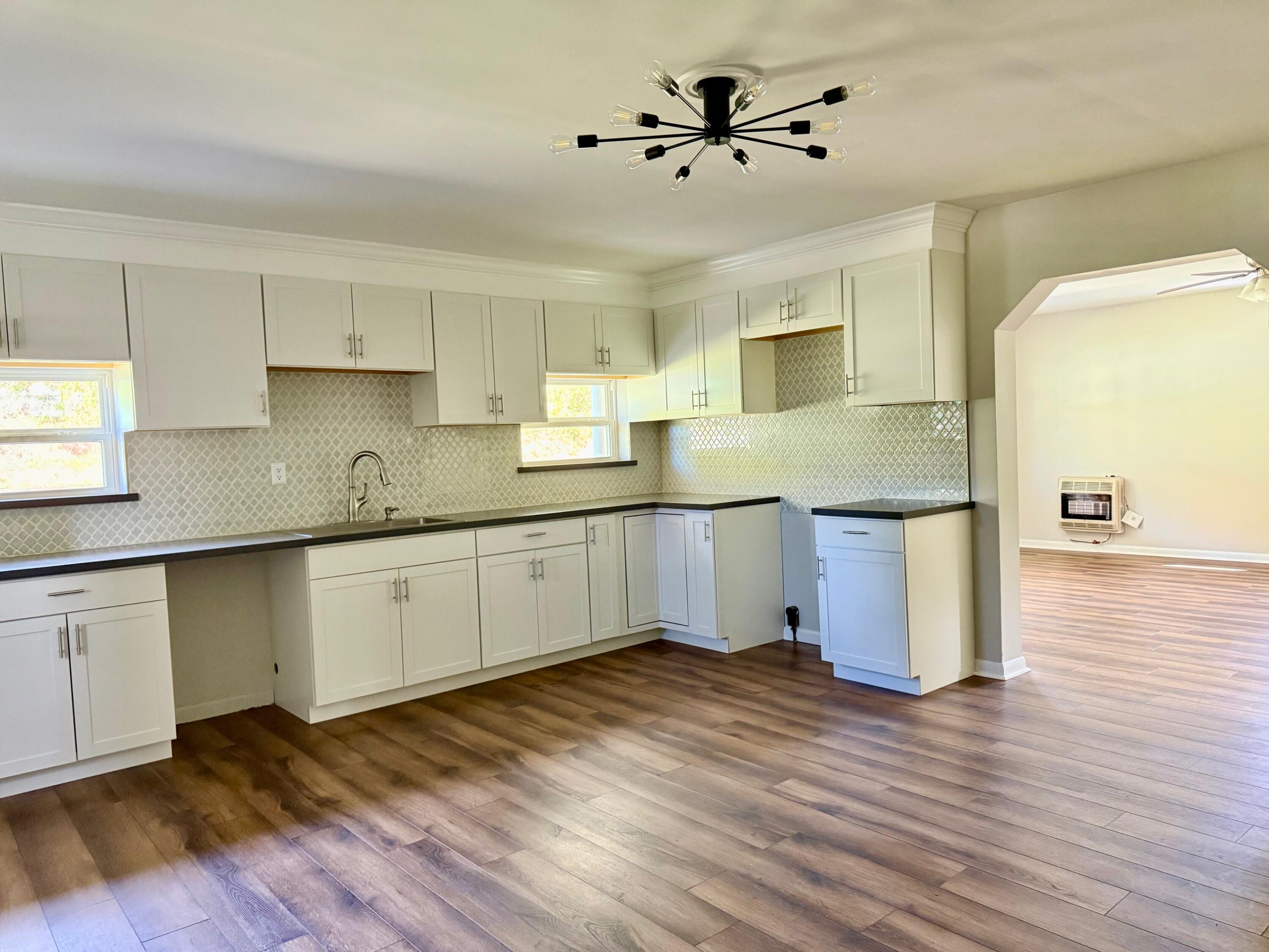 233 River Road Property Photo 15