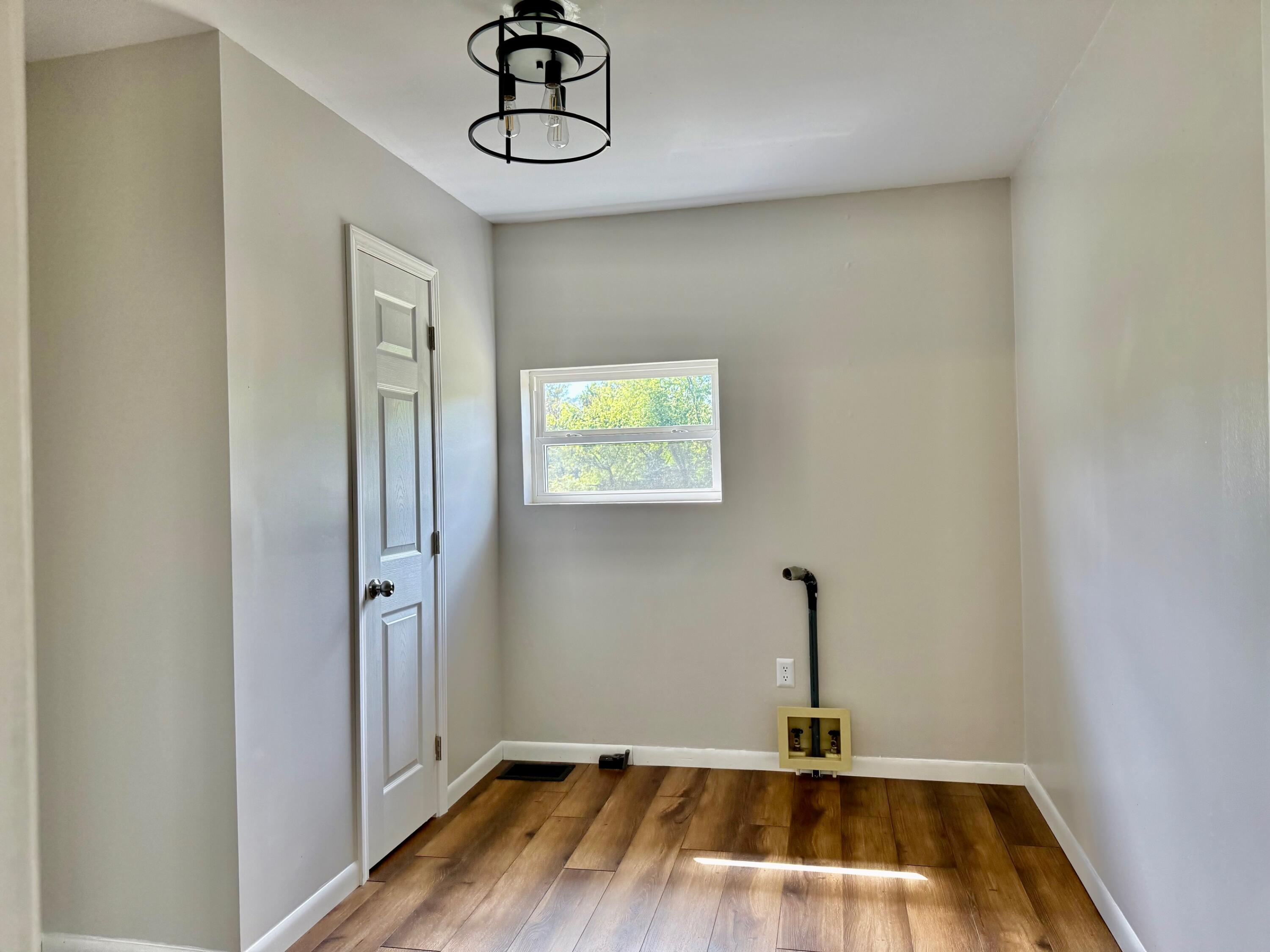 233 River Road Property Photo 16