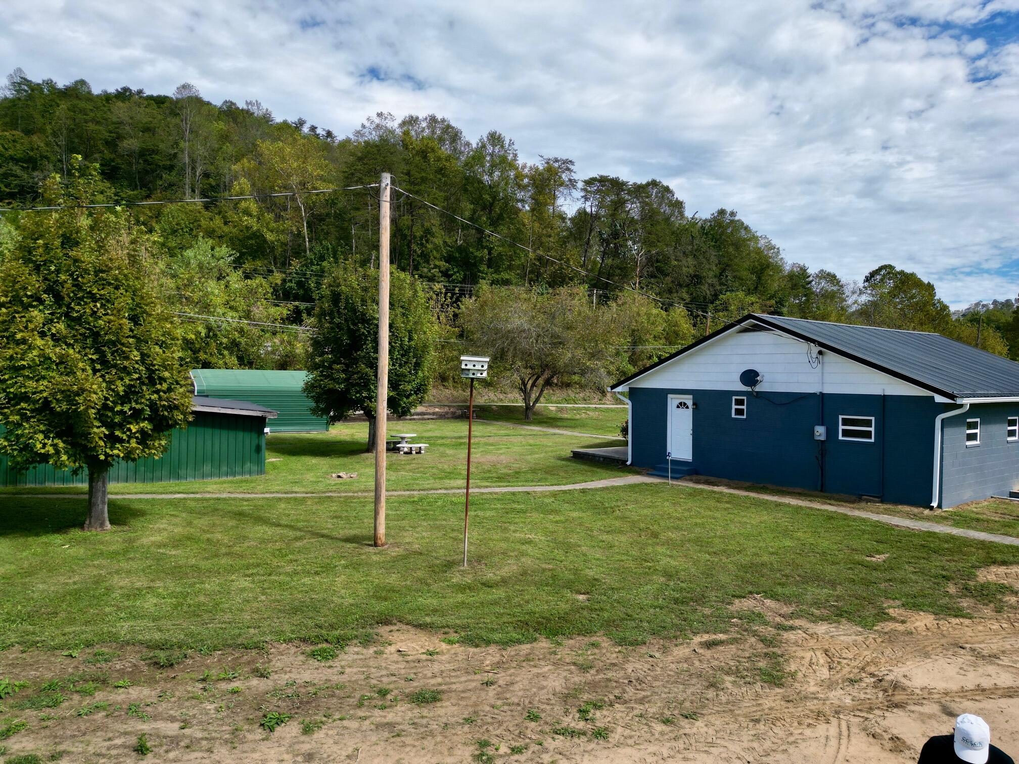 233 River Road Property Photo 31