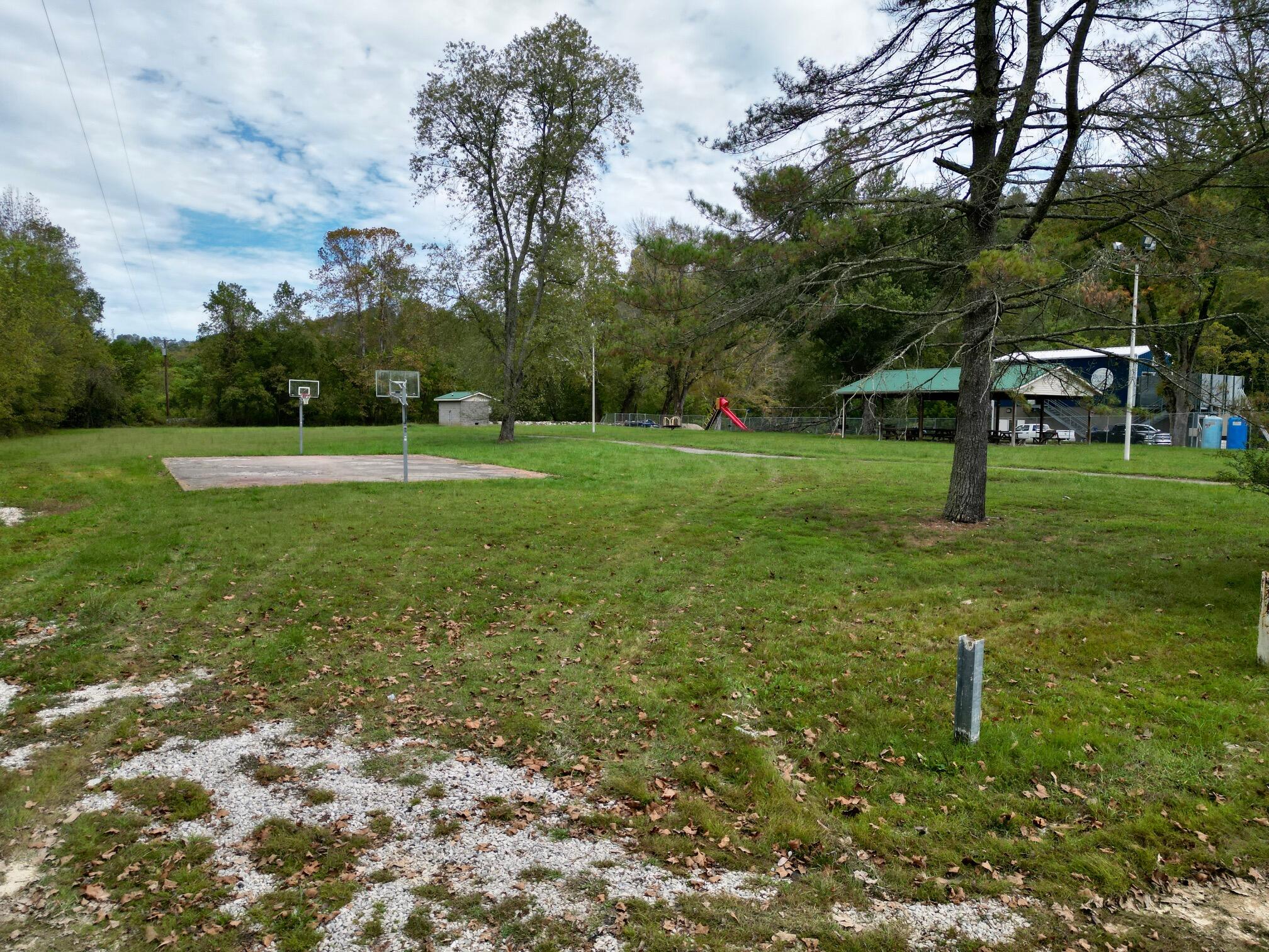 233 River Road Property Photo 62