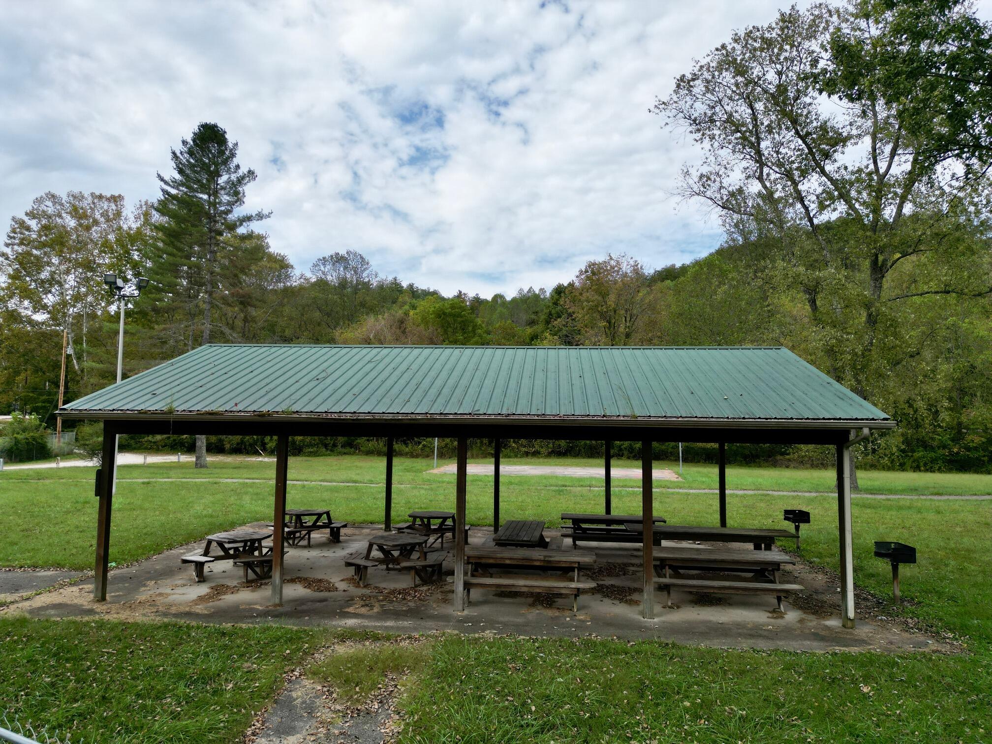 233 River Road Property Photo 66