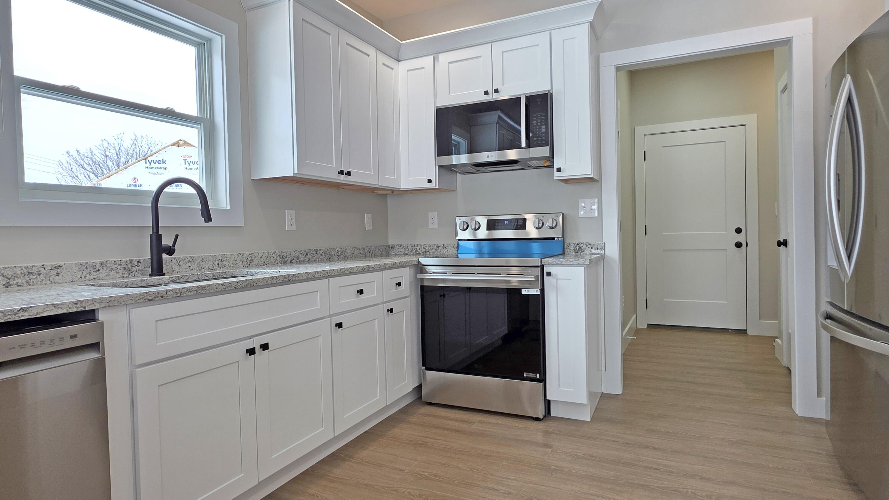 112 Gray Bird Lane Property Photo 10