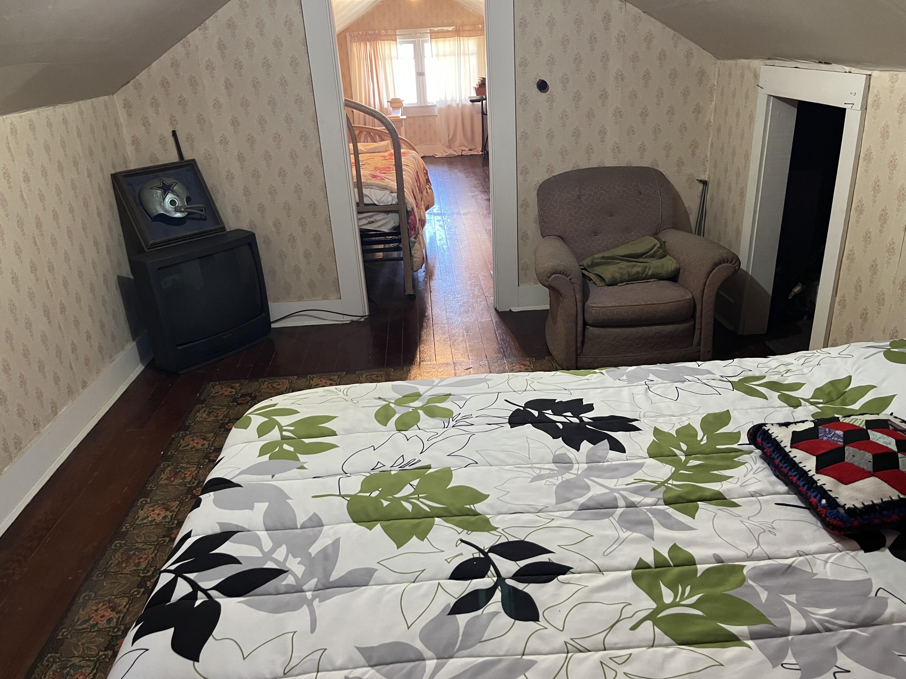 902 Oak Street Property Photo 26