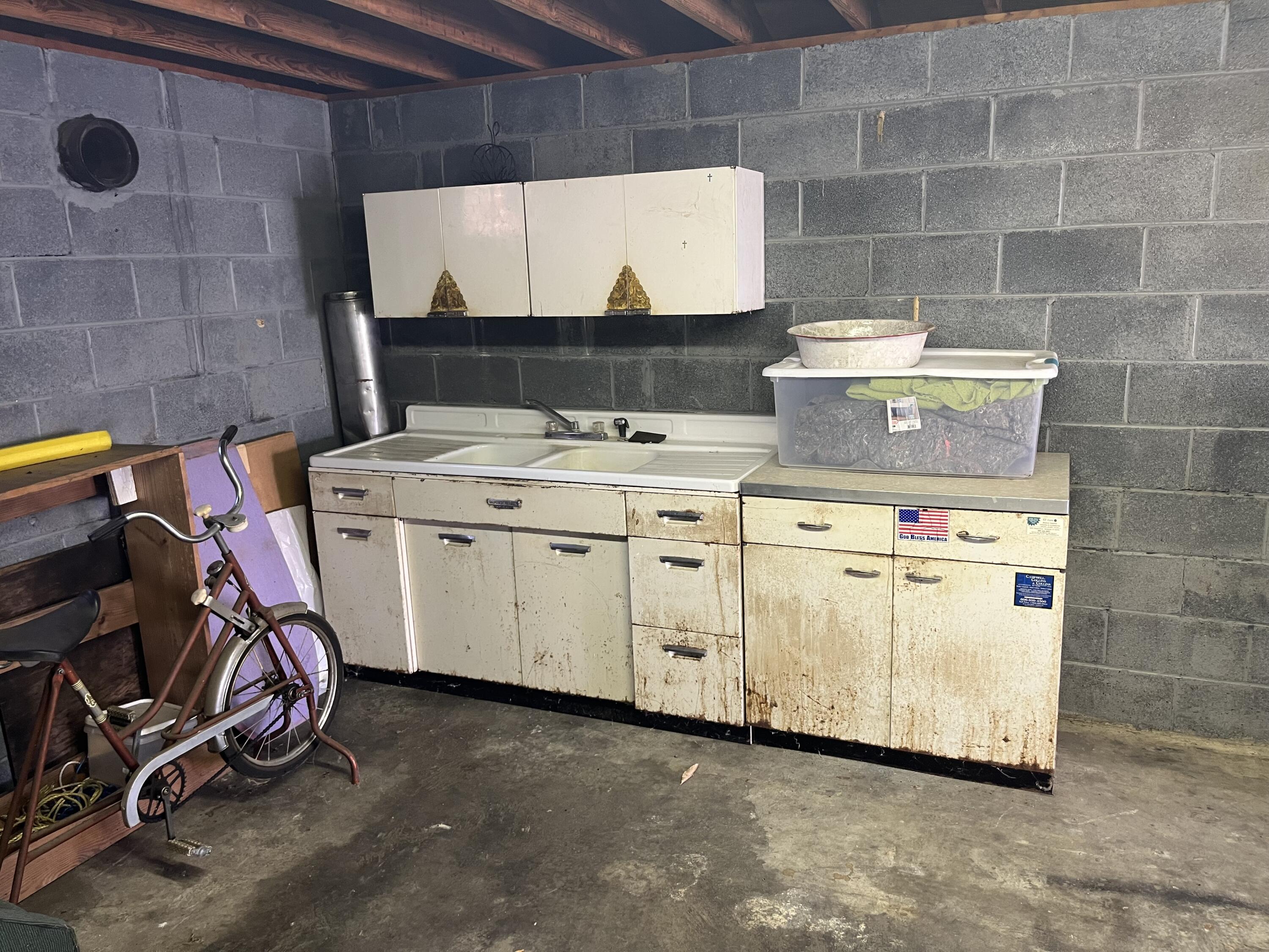 902 Oak Street Property Photo 29