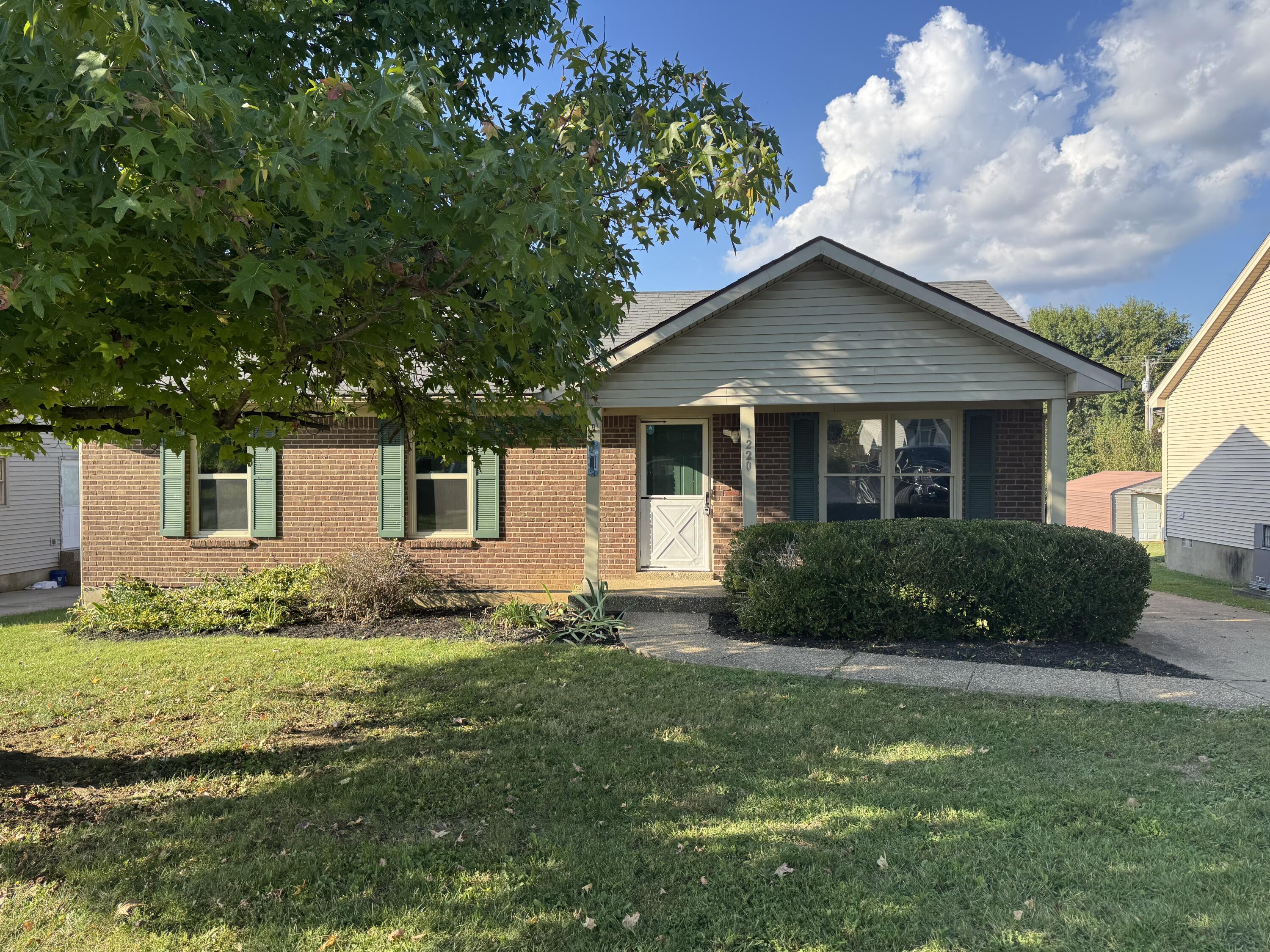 1220 Shepard Way Property Photo 1