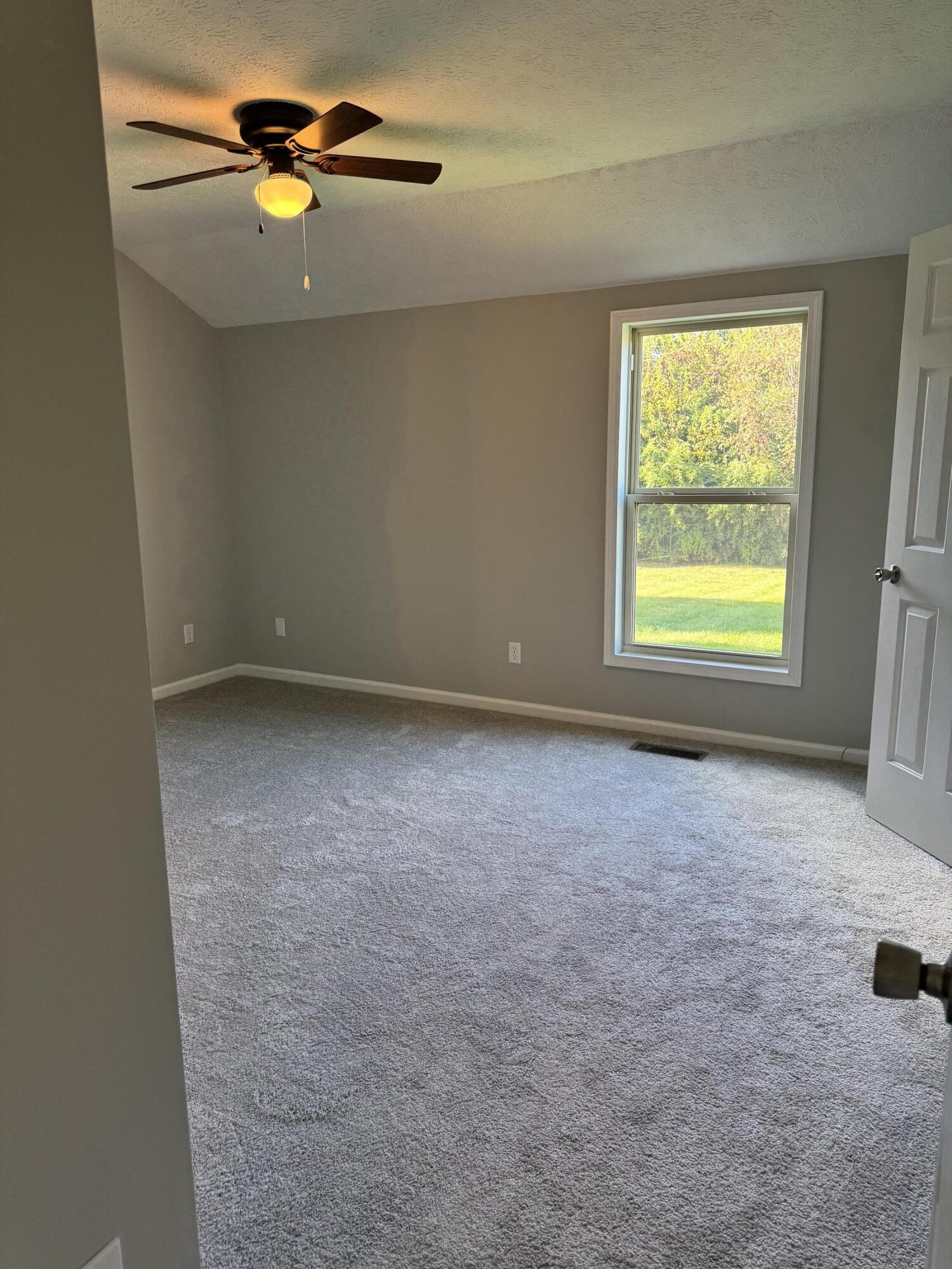 1220 Shepard Way Property Photo 12