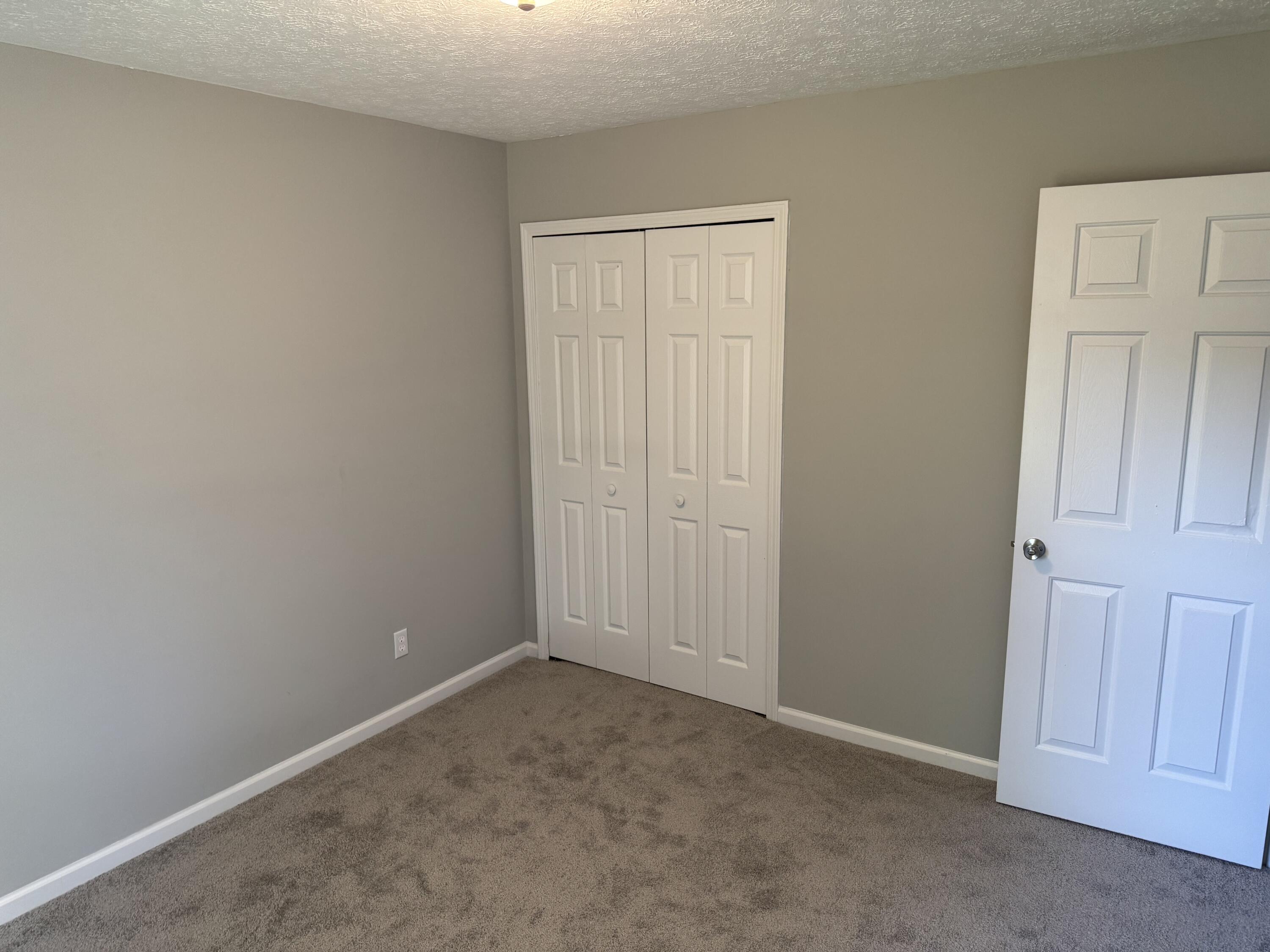 1220 Shepard Way Property Photo 16