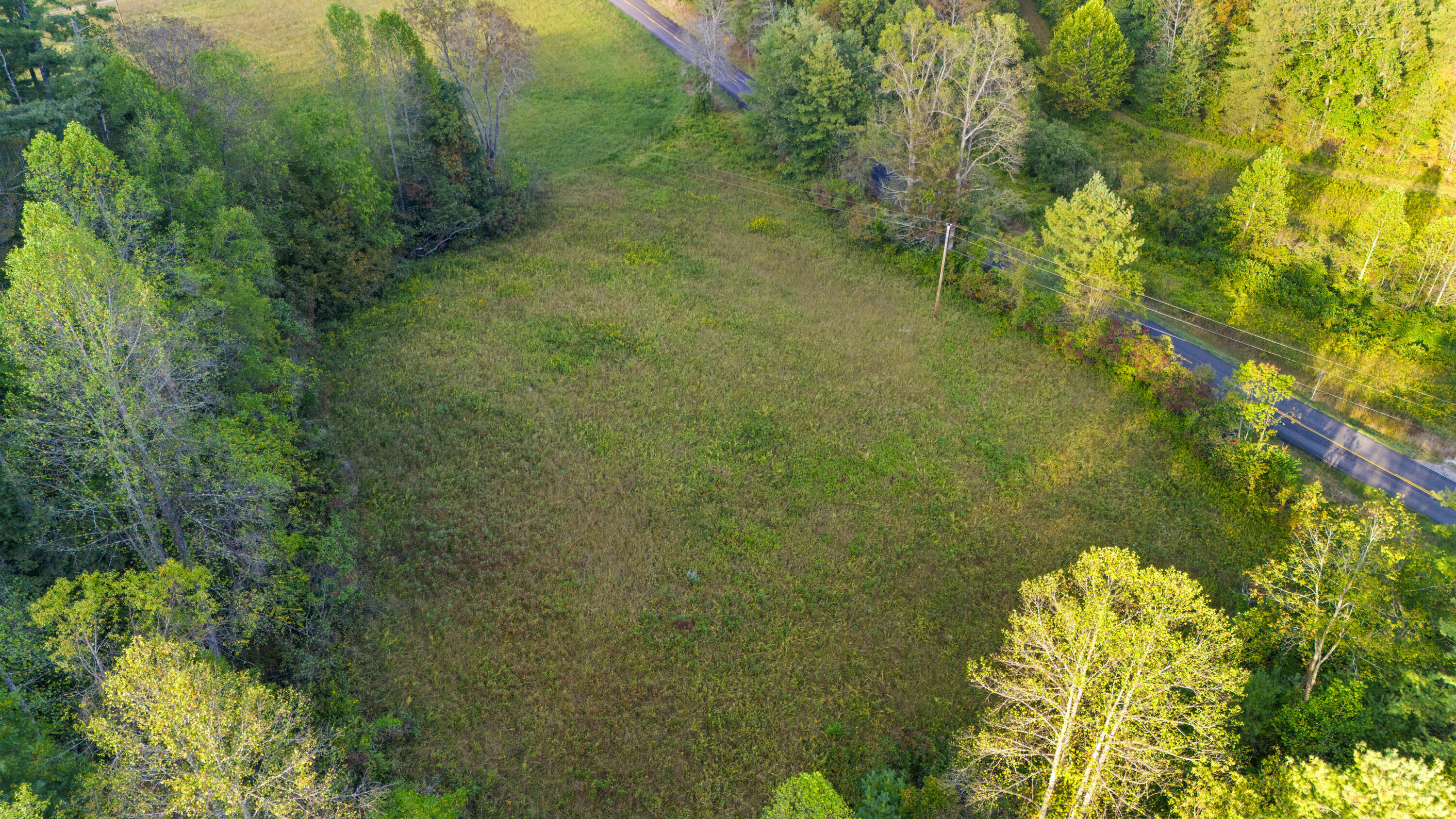 5531 Ky-746 Property Photo 2