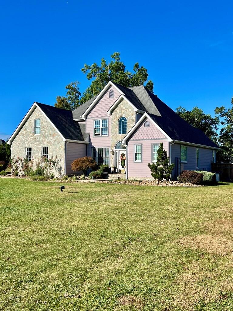 21 Crestwood Circle Property Photo 4