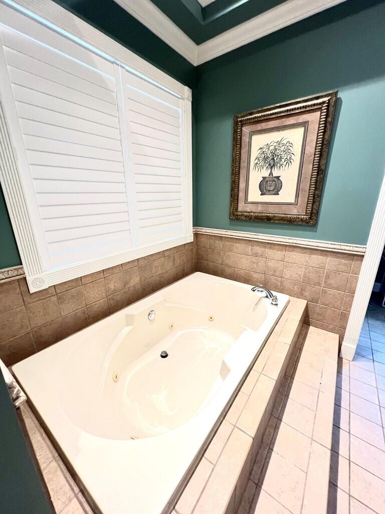 21 Crestwood Circle Property Photo 25