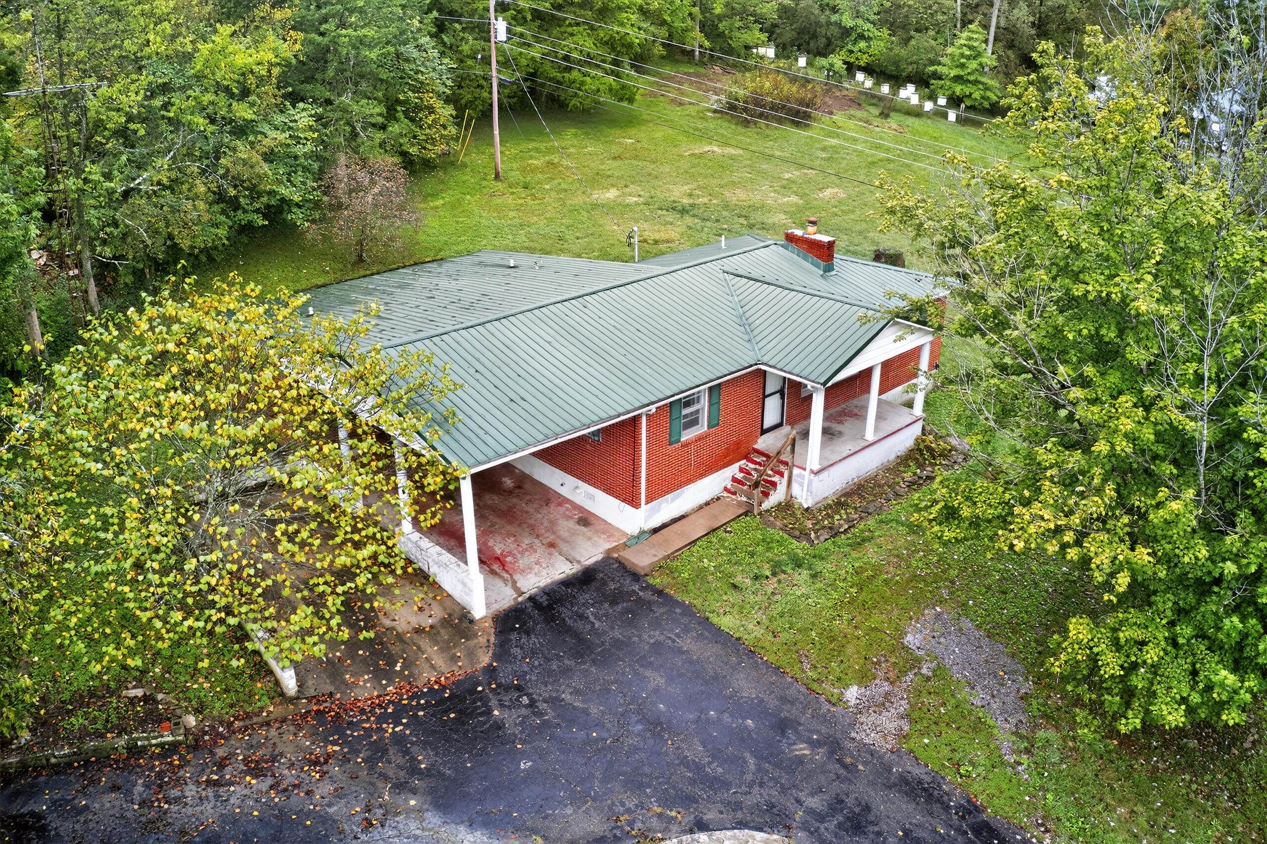 1465 Chenault Bridge Road Property Photo 3