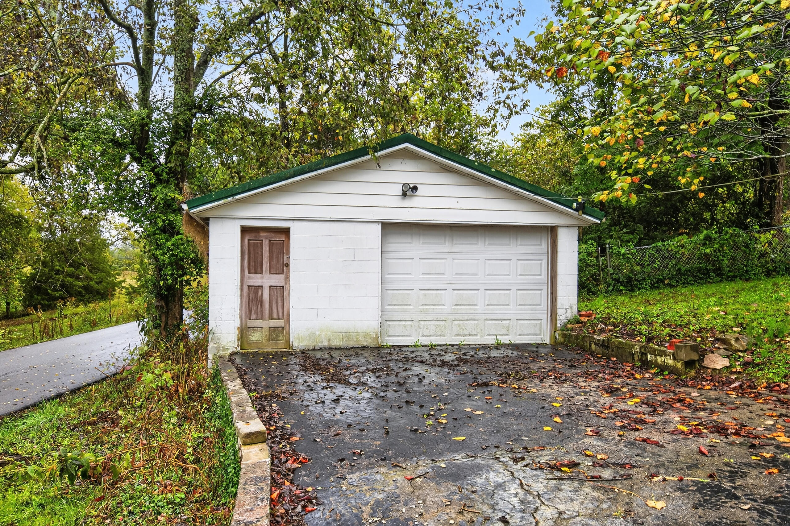 1465 Chenault Bridge Road Property Photo 11