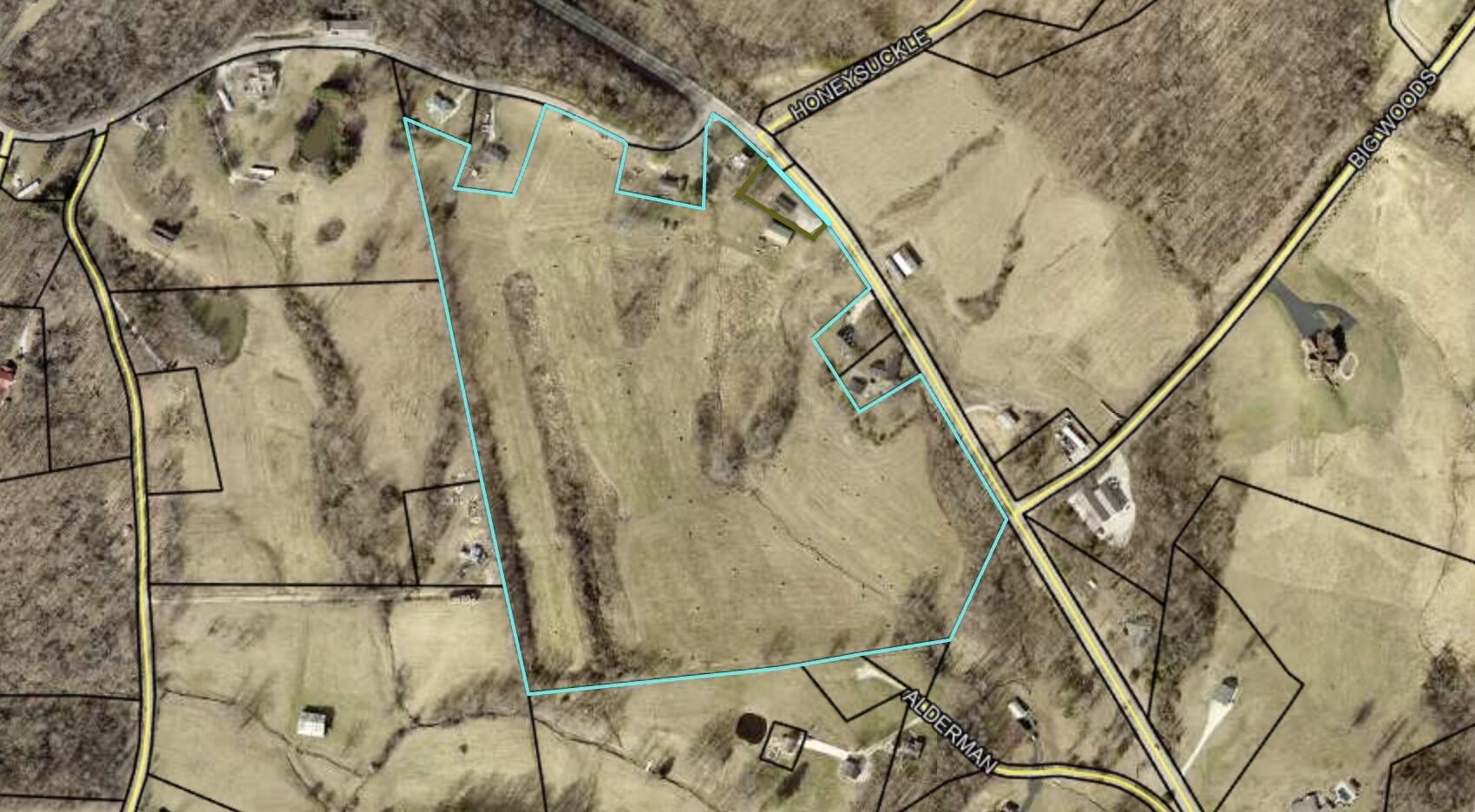 7325 Flemingsburg Road Property Photo 3