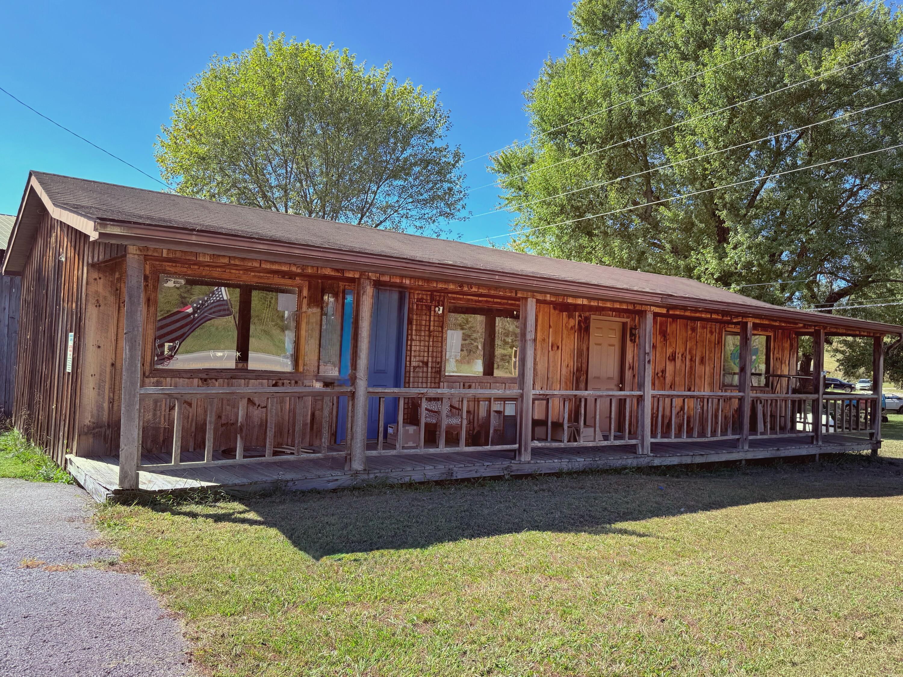 7325 Flemingsburg Road Property Photo 8