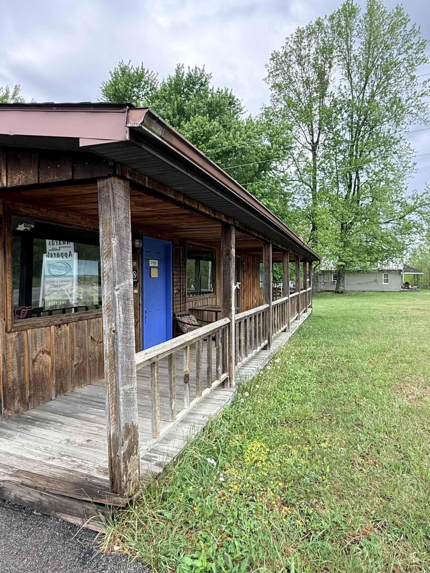 7325 Flemingsburg Road Property Photo 18