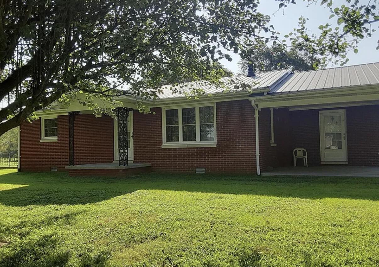 3206 S Hwy 837 Property Photo 2