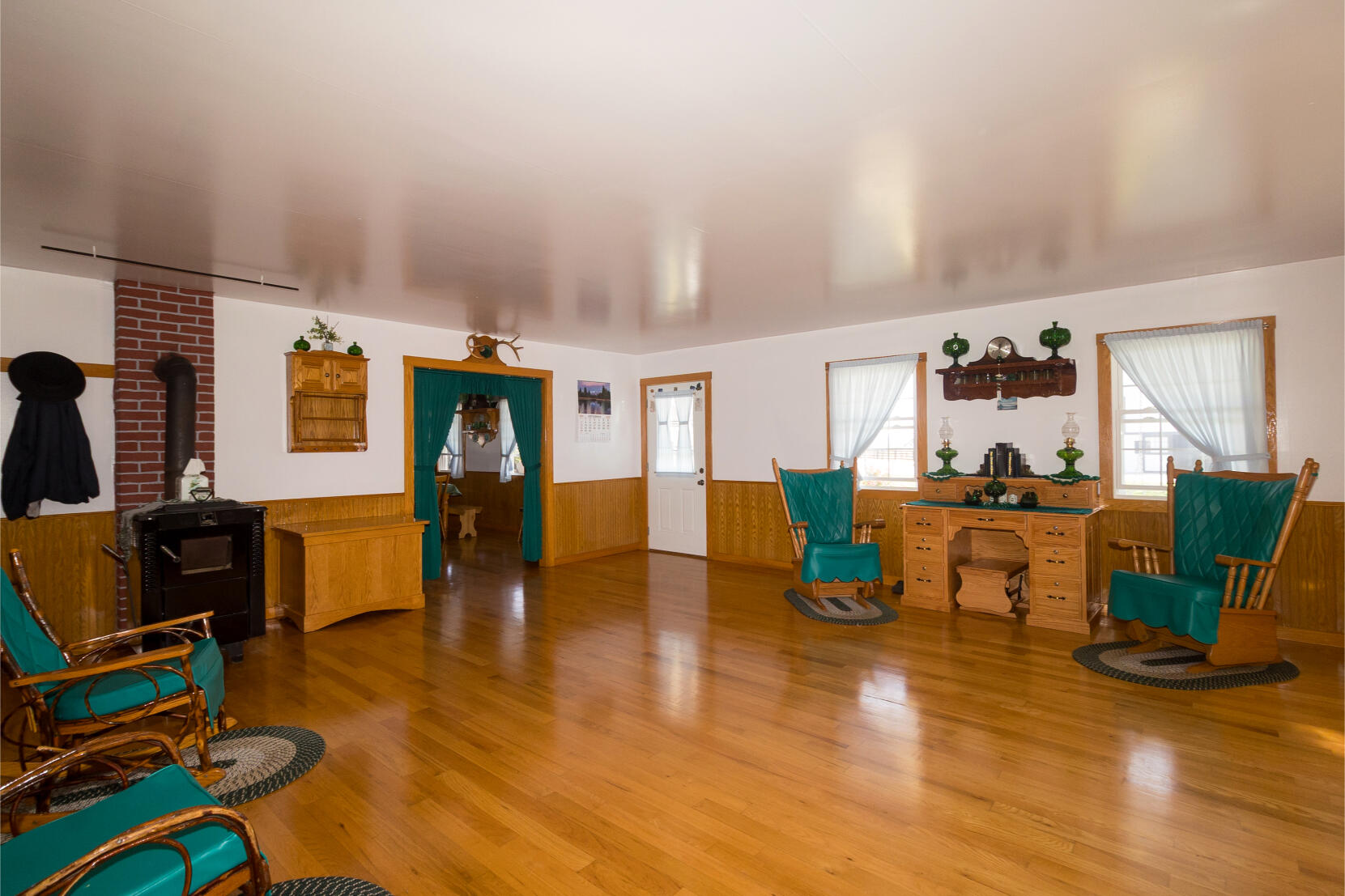 4962 Kendall Springs Road Property Photo 8