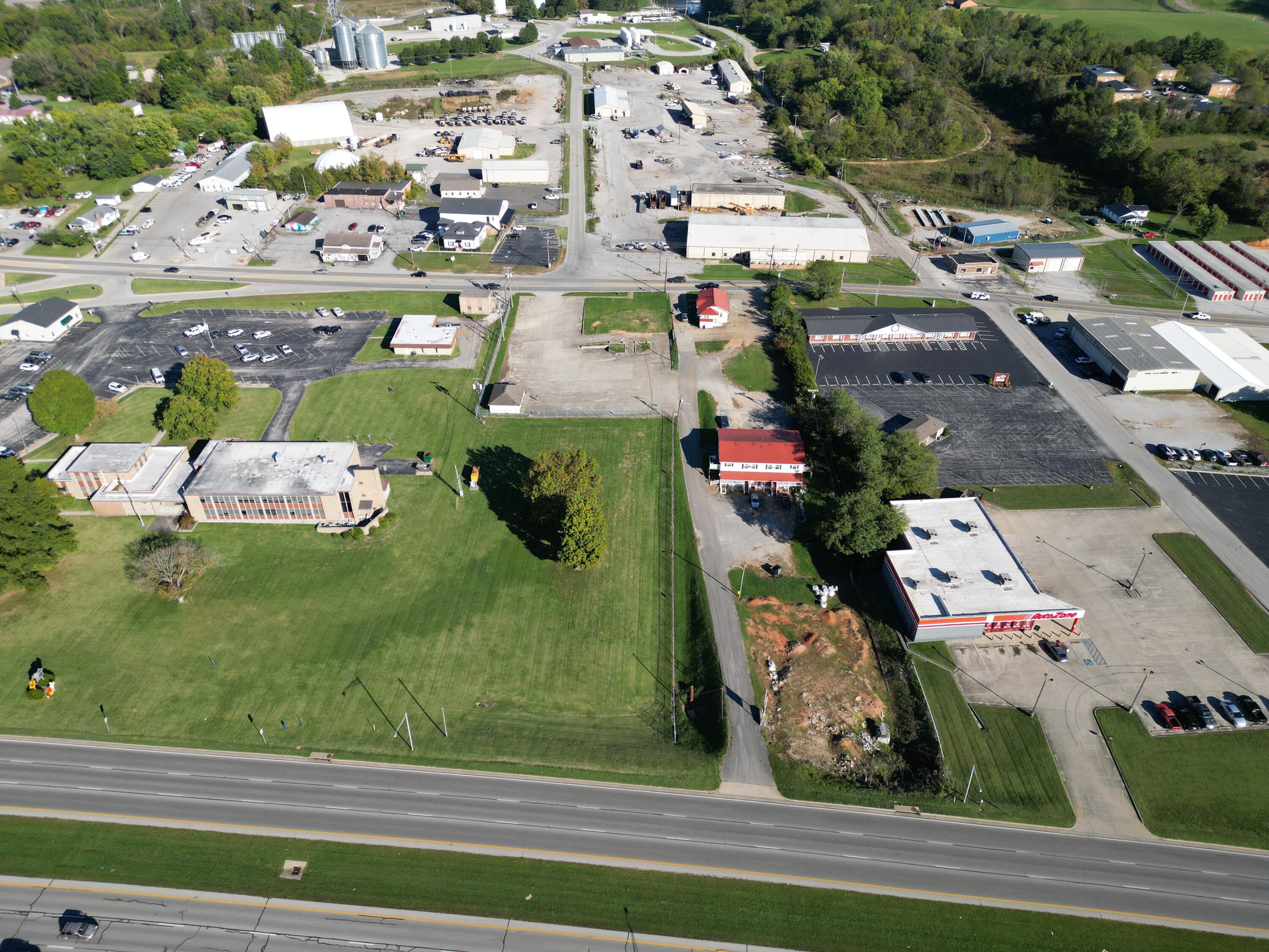 1740 Us-27 Property Photo 2