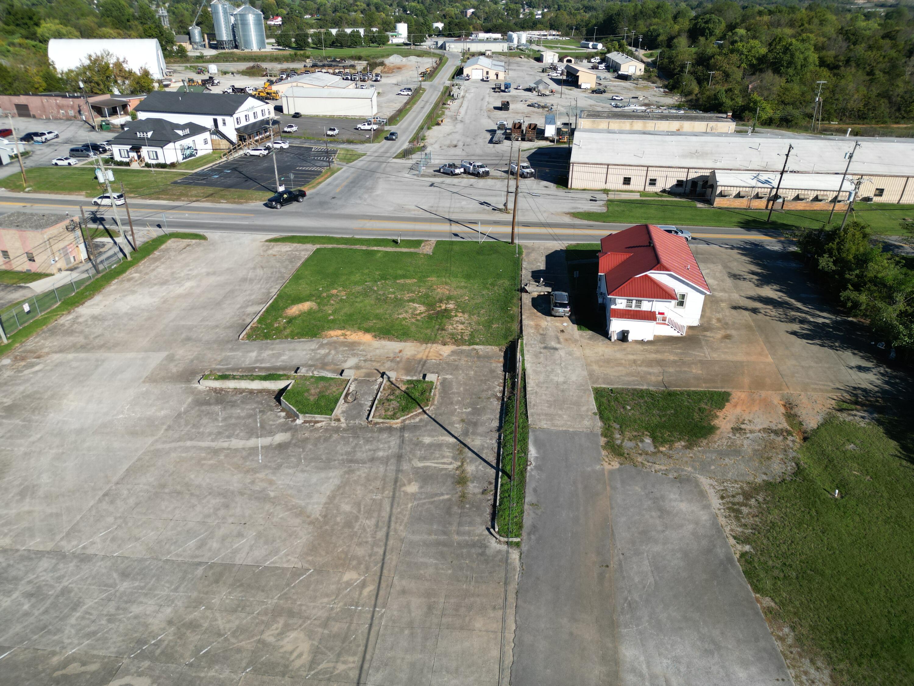1740 Us-27 Property Photo 5