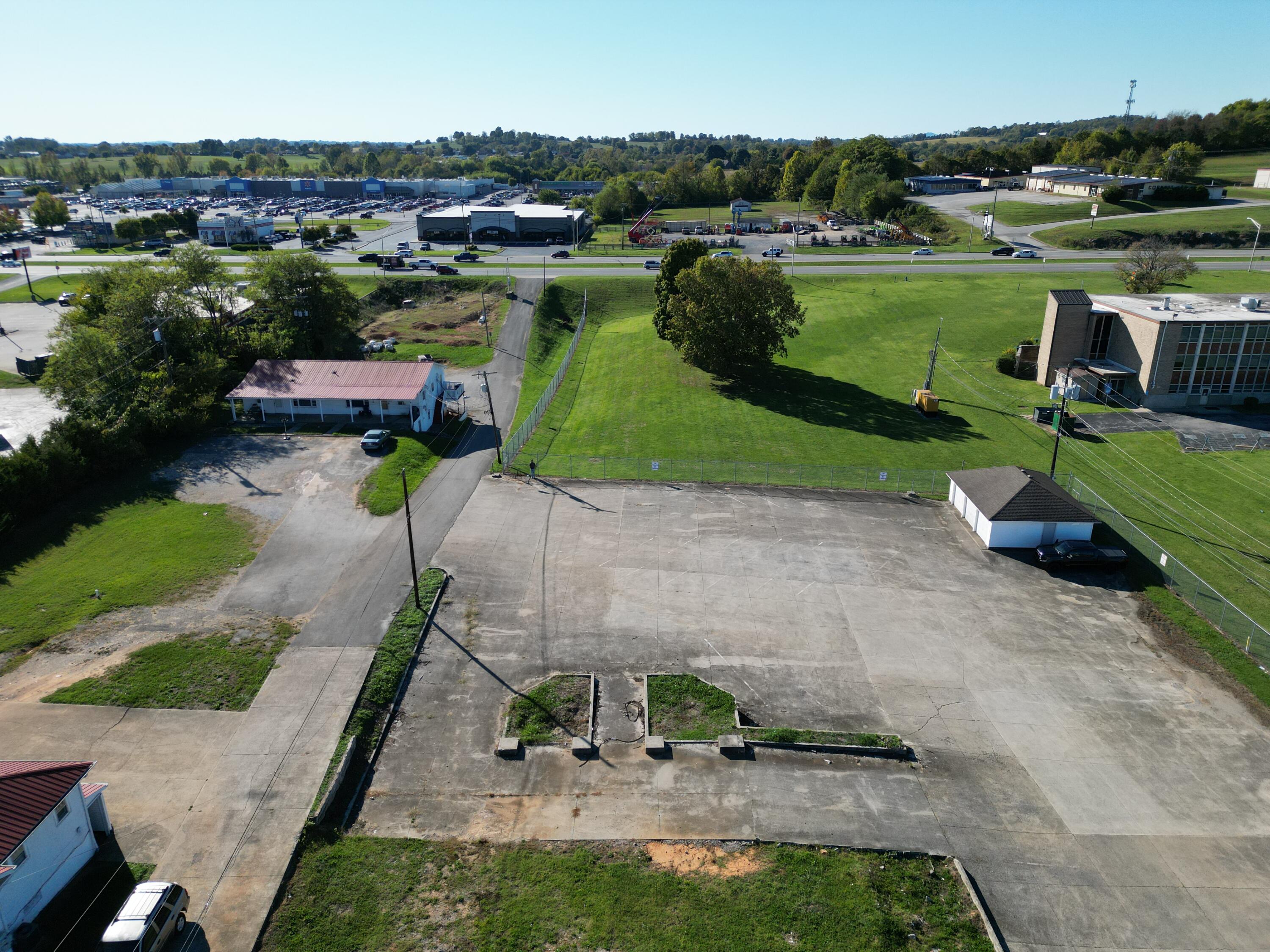 1740 Us-27 Property Photo 8