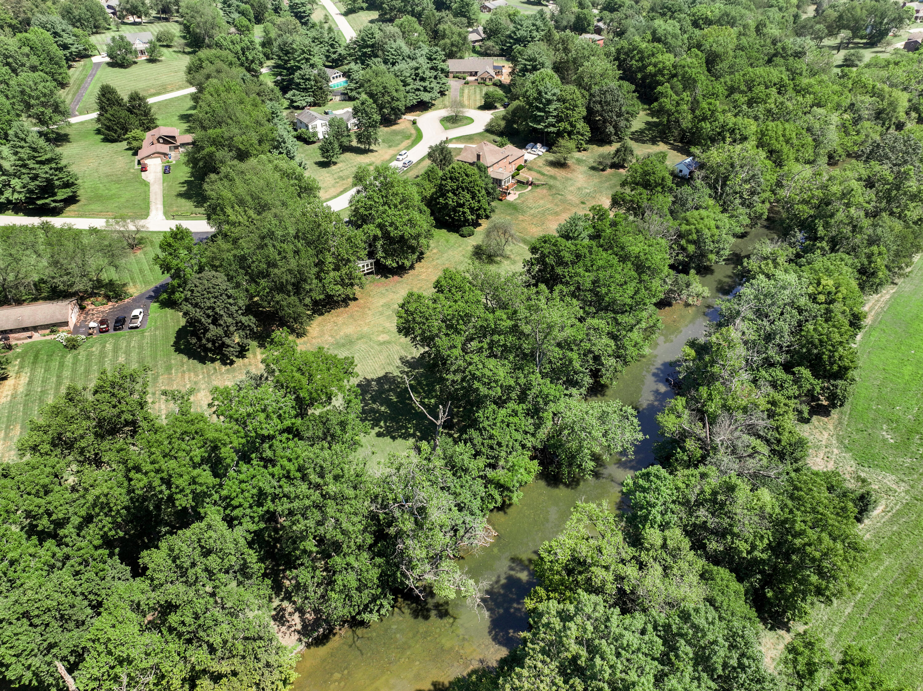 120 Creekside Drive Property Photo 7