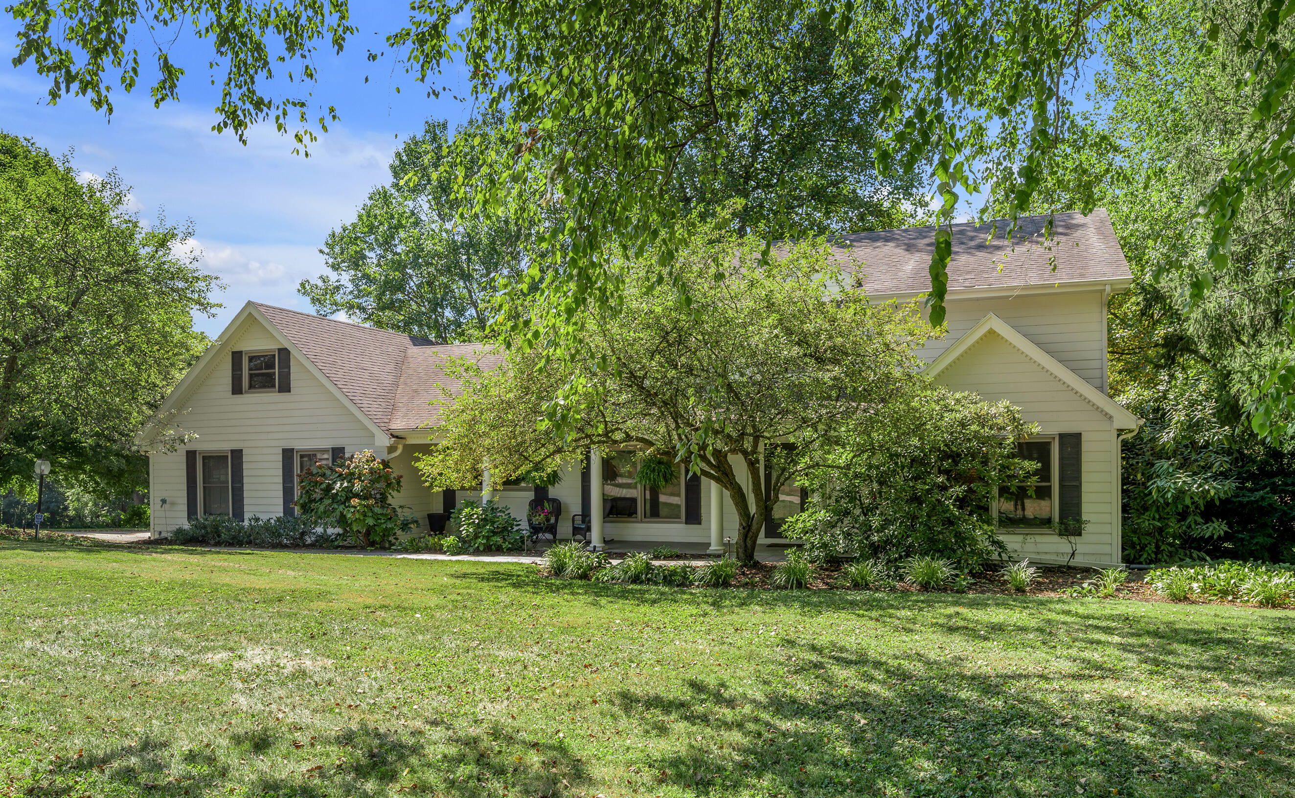 120 Creekside Drive Property Photo 12
