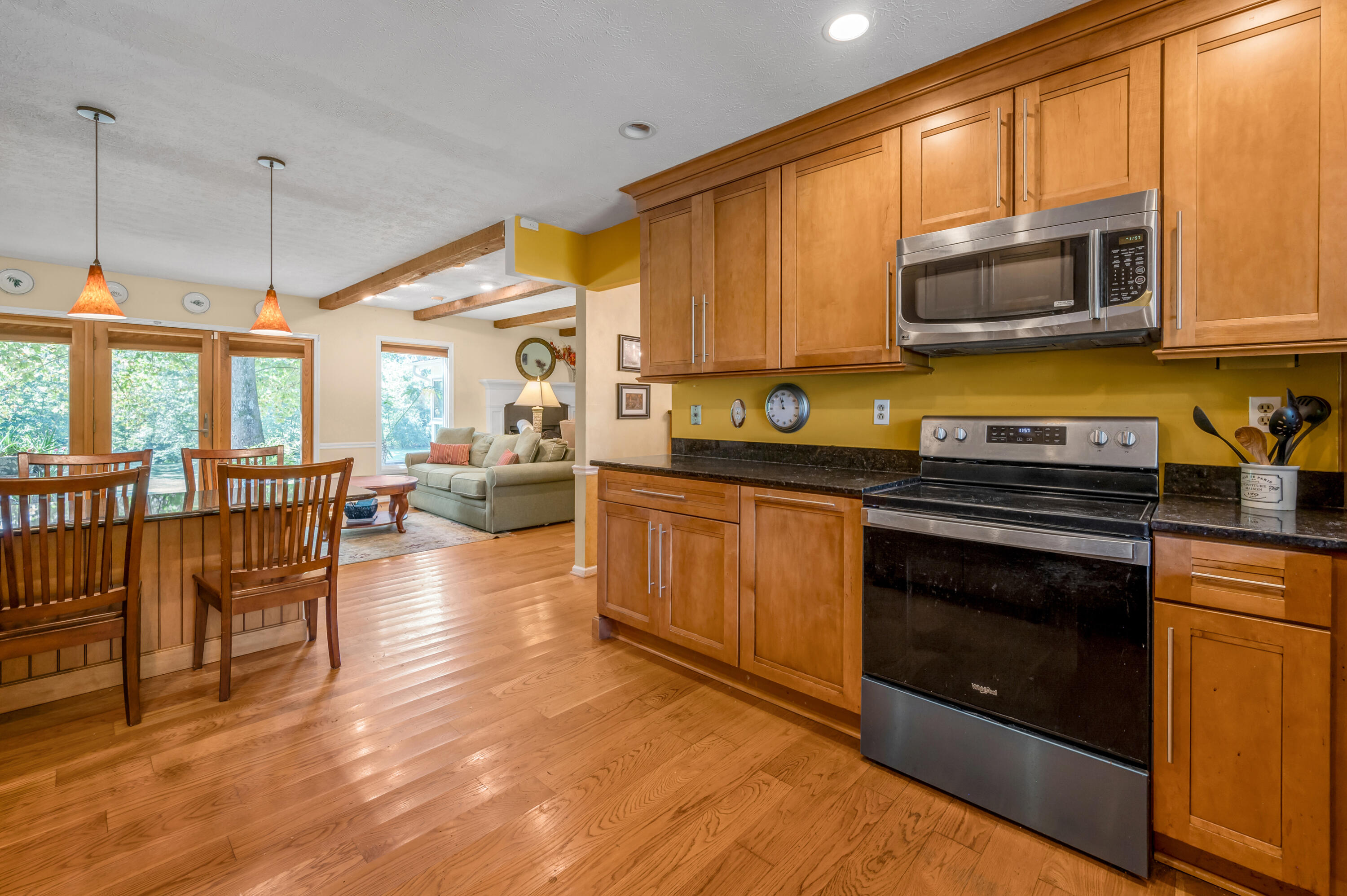 120 Creekside Drive Property Photo 29