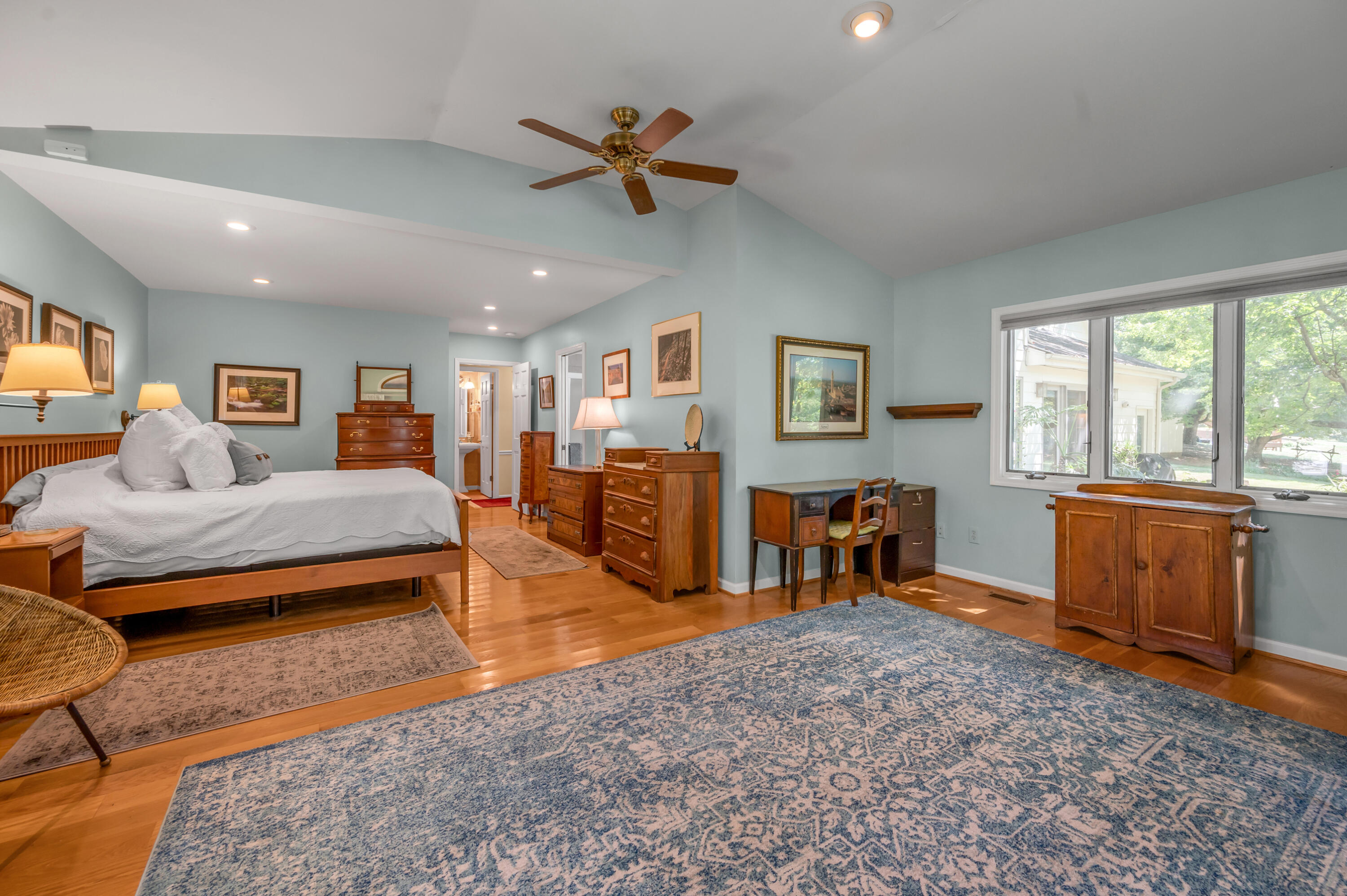 120 Creekside Drive Property Photo 40