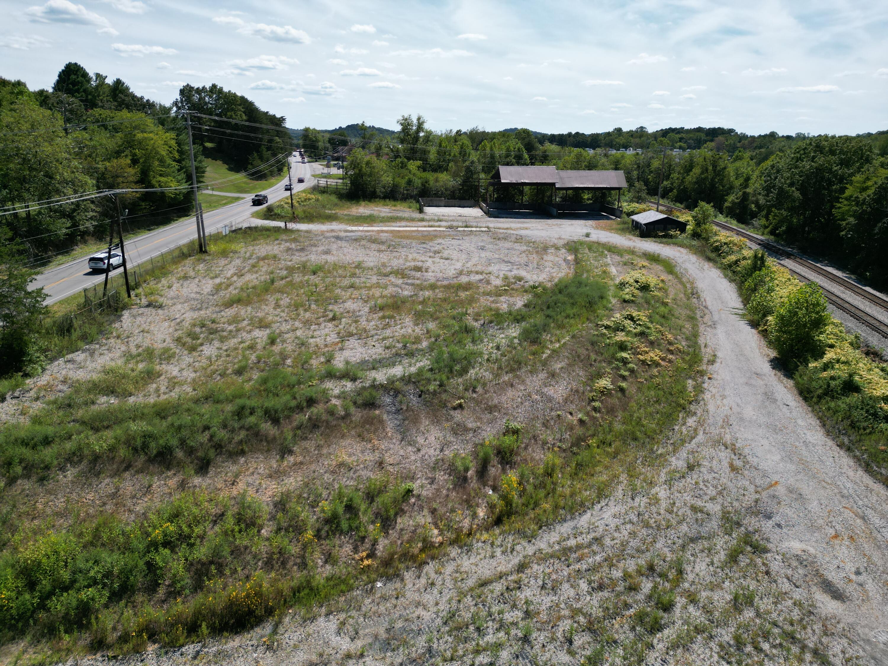 333 Ky-490 Property Photo 8