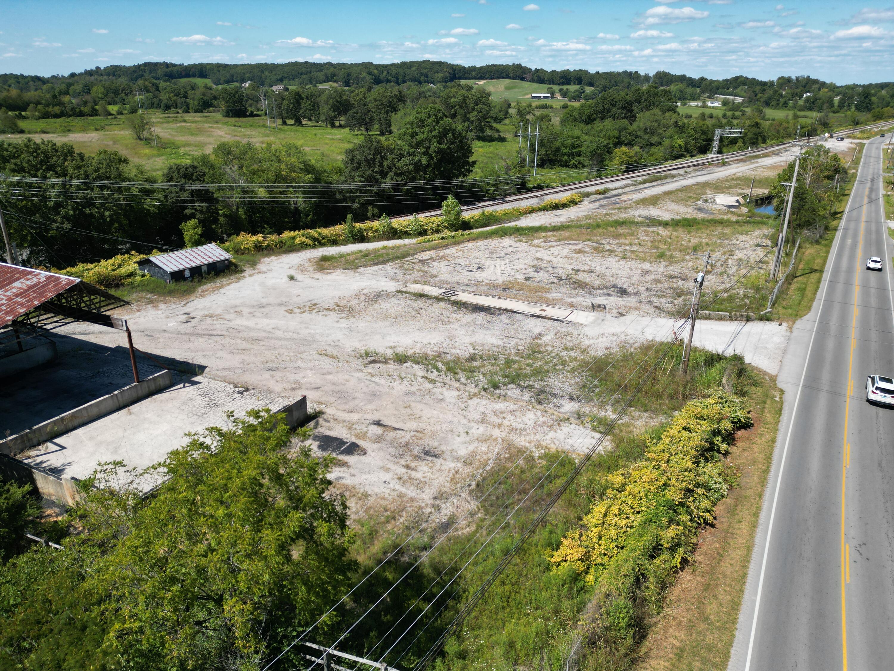 333 Ky-490 Property Photo 10