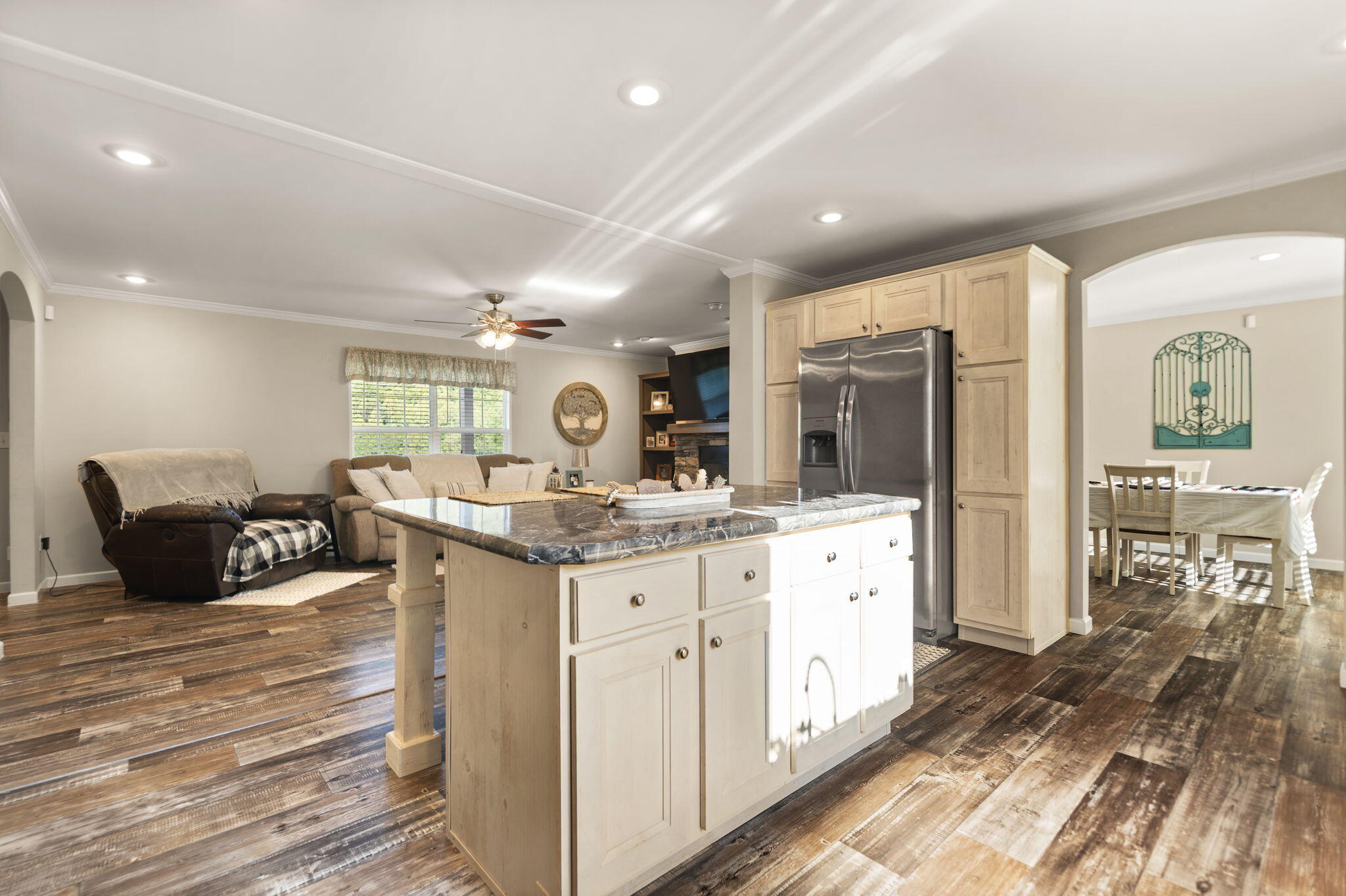 3761 Down And Around Road Property Photo 14