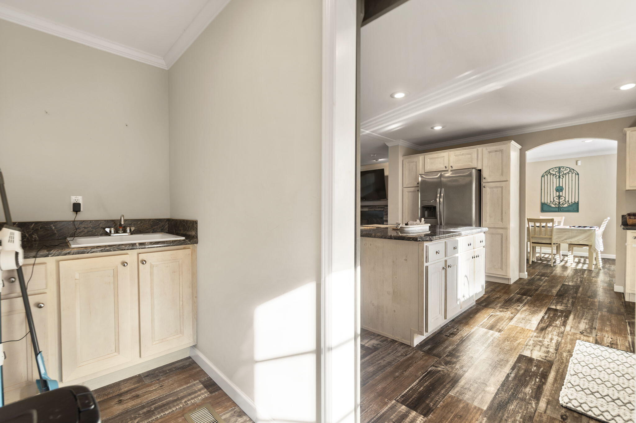 3761 Down And Around Road Property Photo 17
