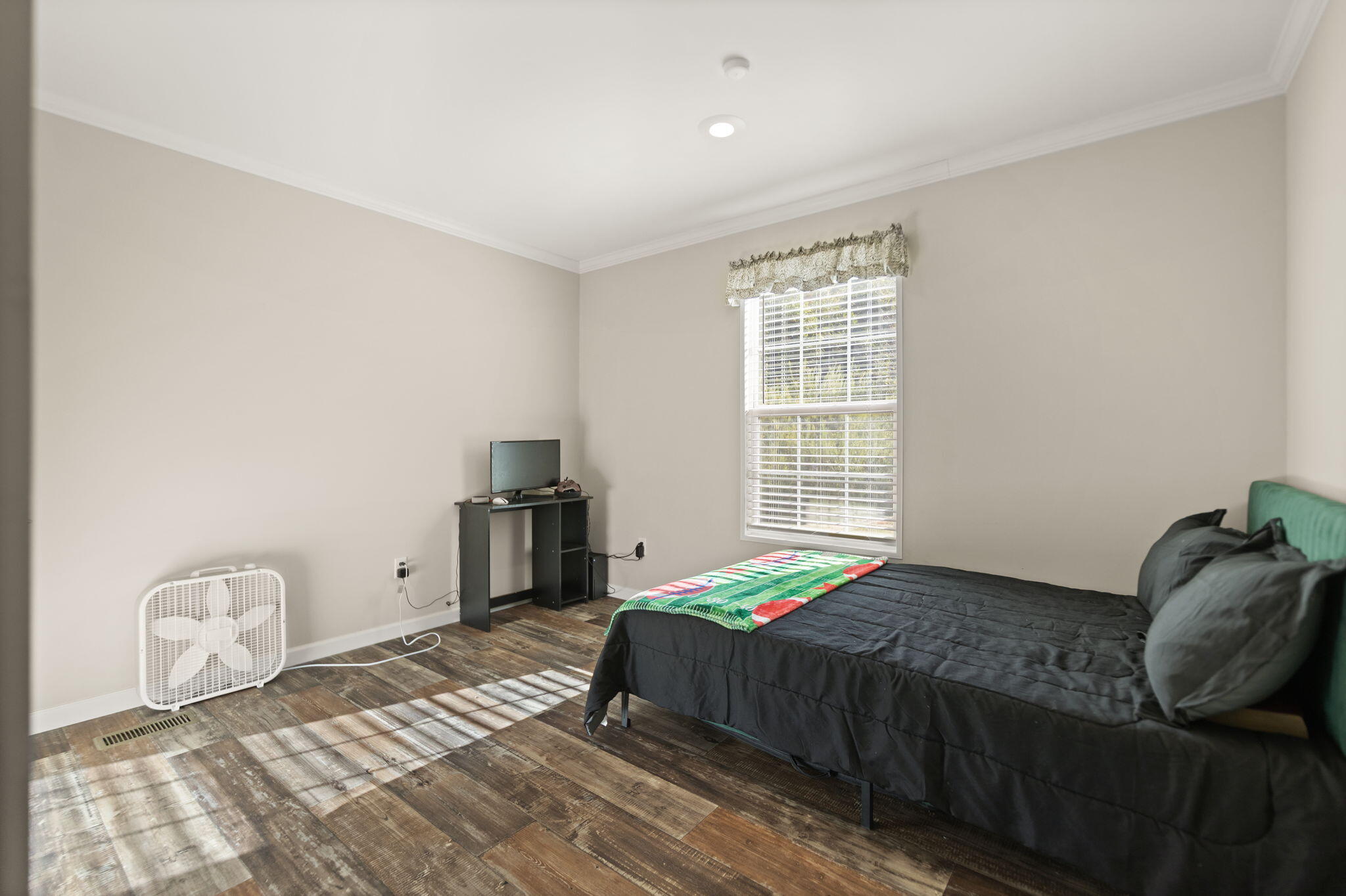 3761 Down And Around Road Property Photo 25