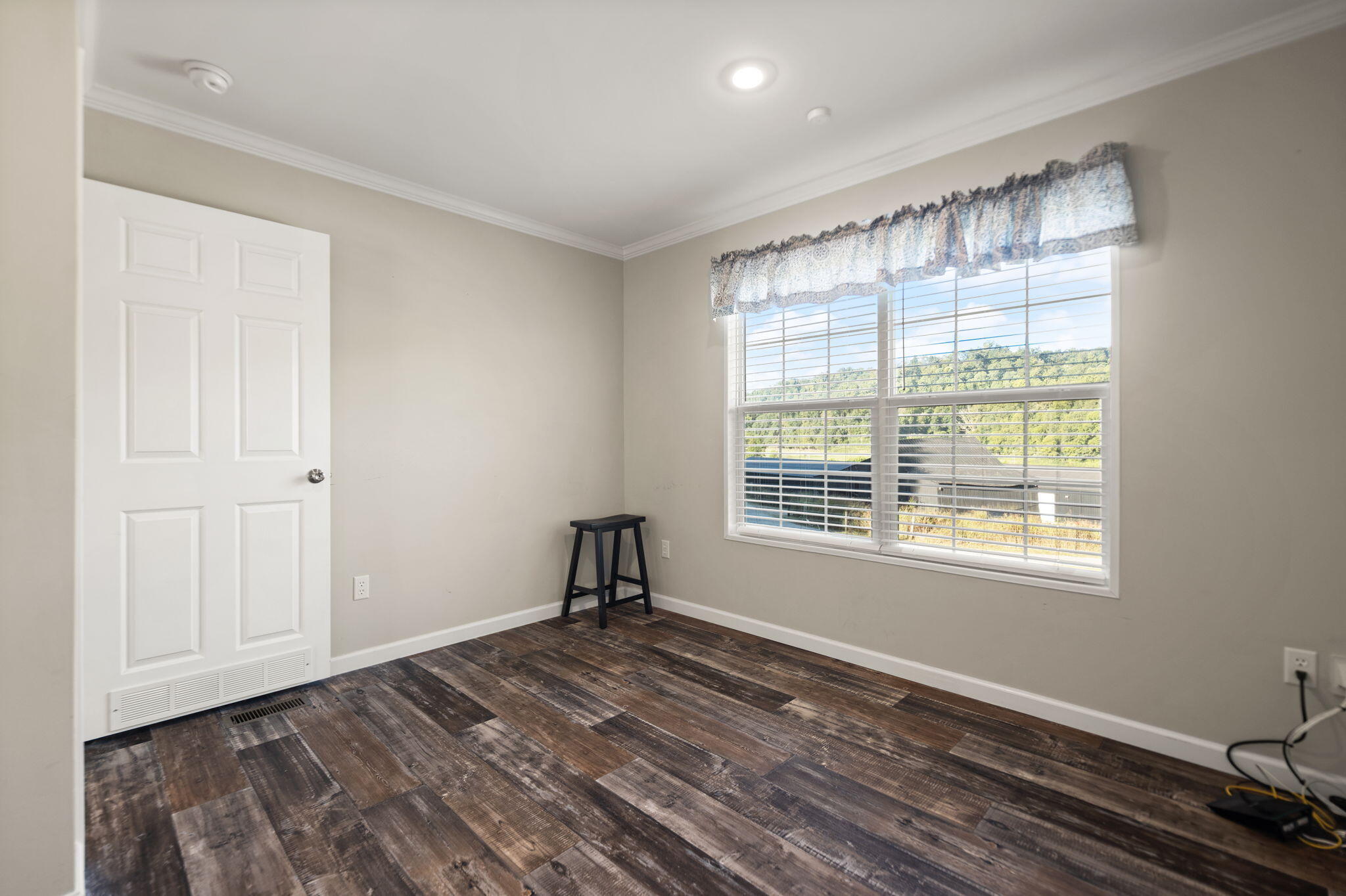 3761 Down And Around Road Property Photo 28