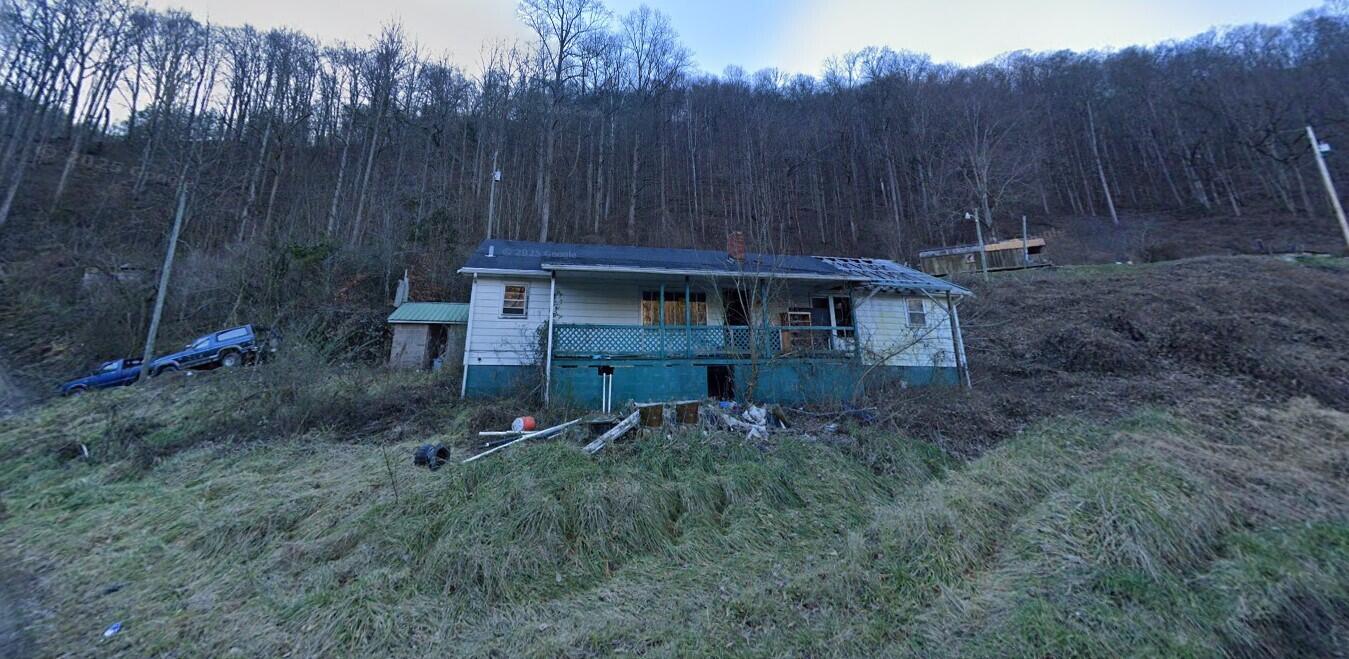 3808 Ky-7 Property Photo 2