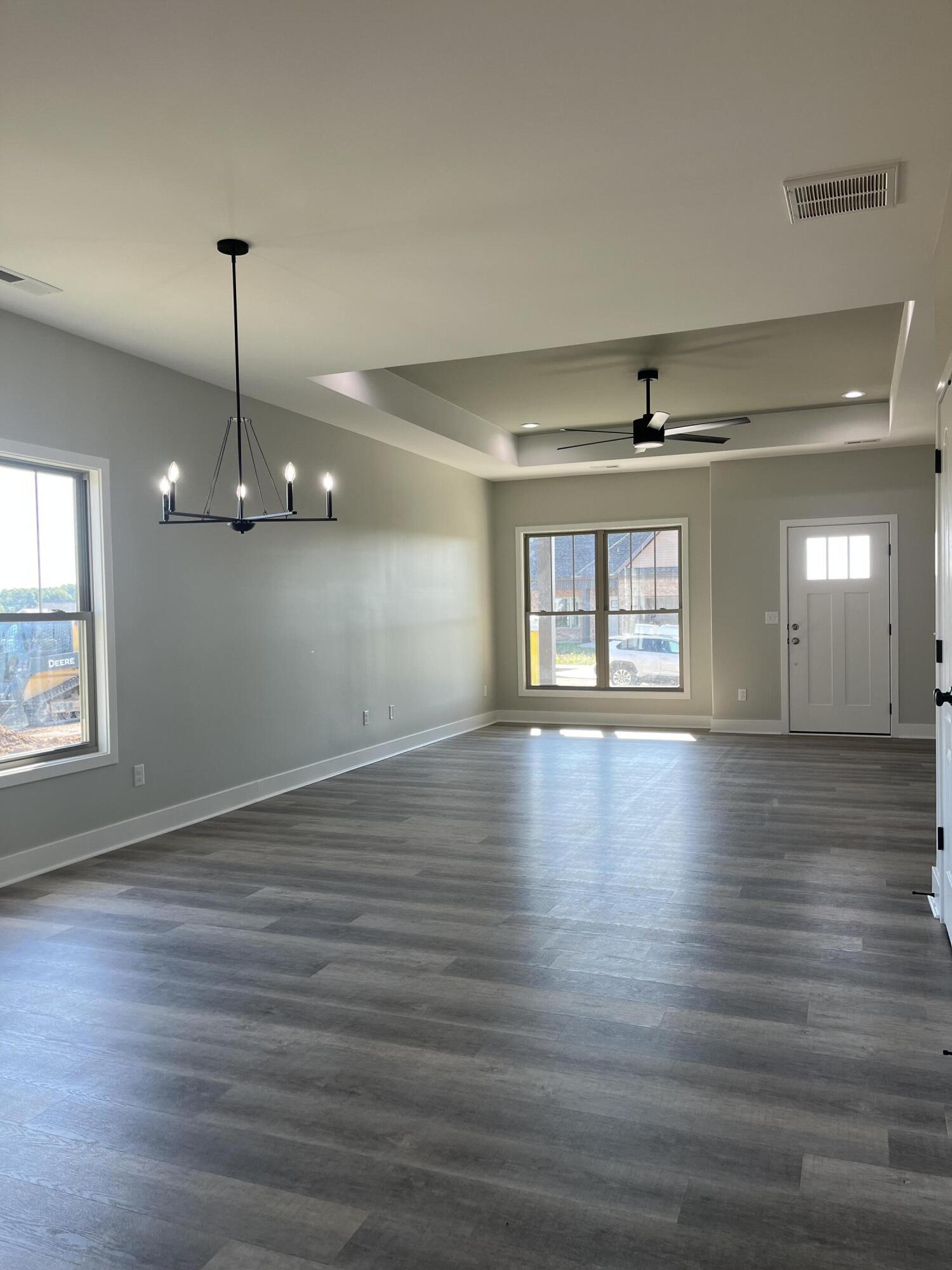 165 Bueno Crossing Property Photo 3