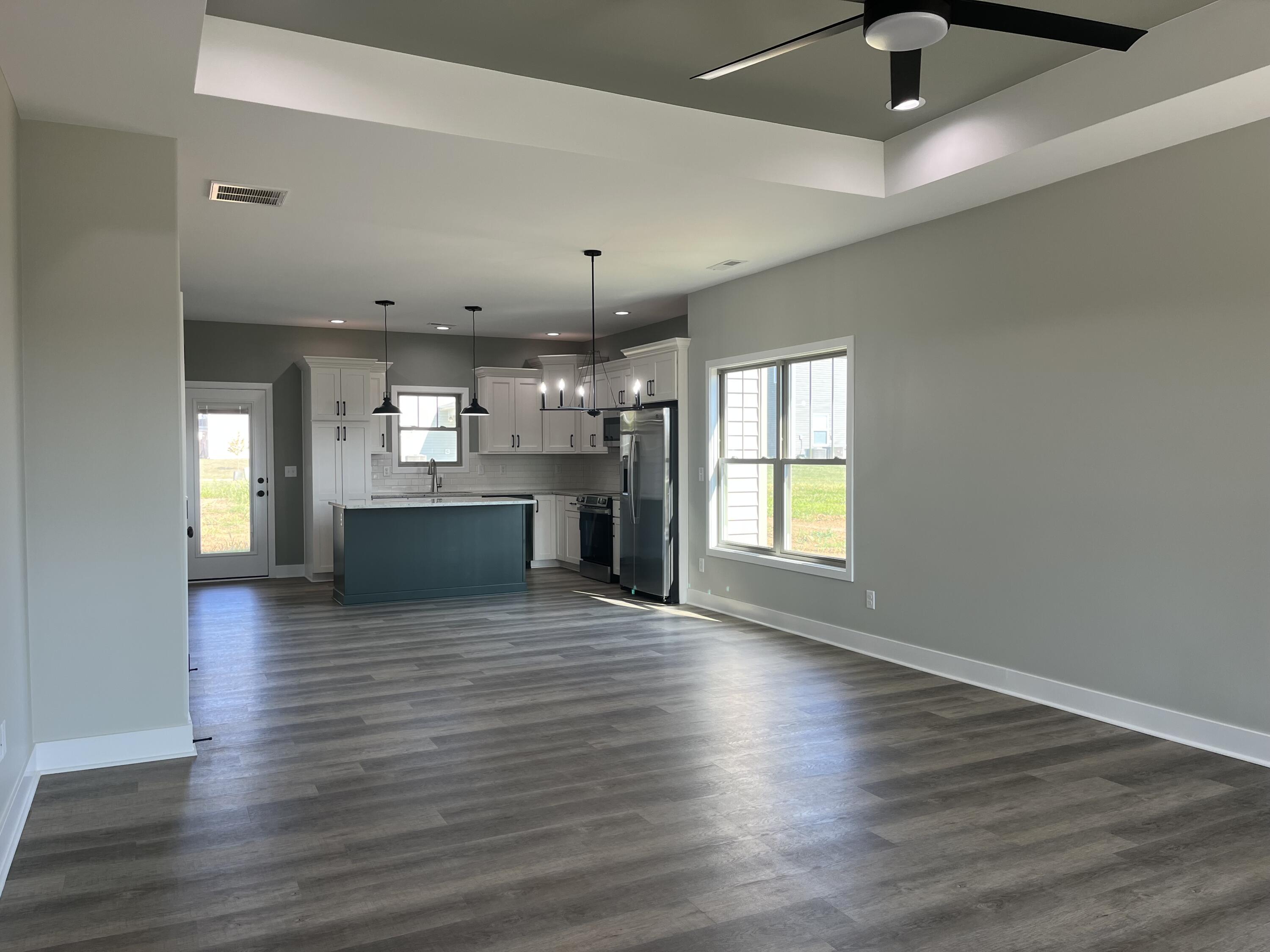 165 Bueno Crossing Property Photo 4