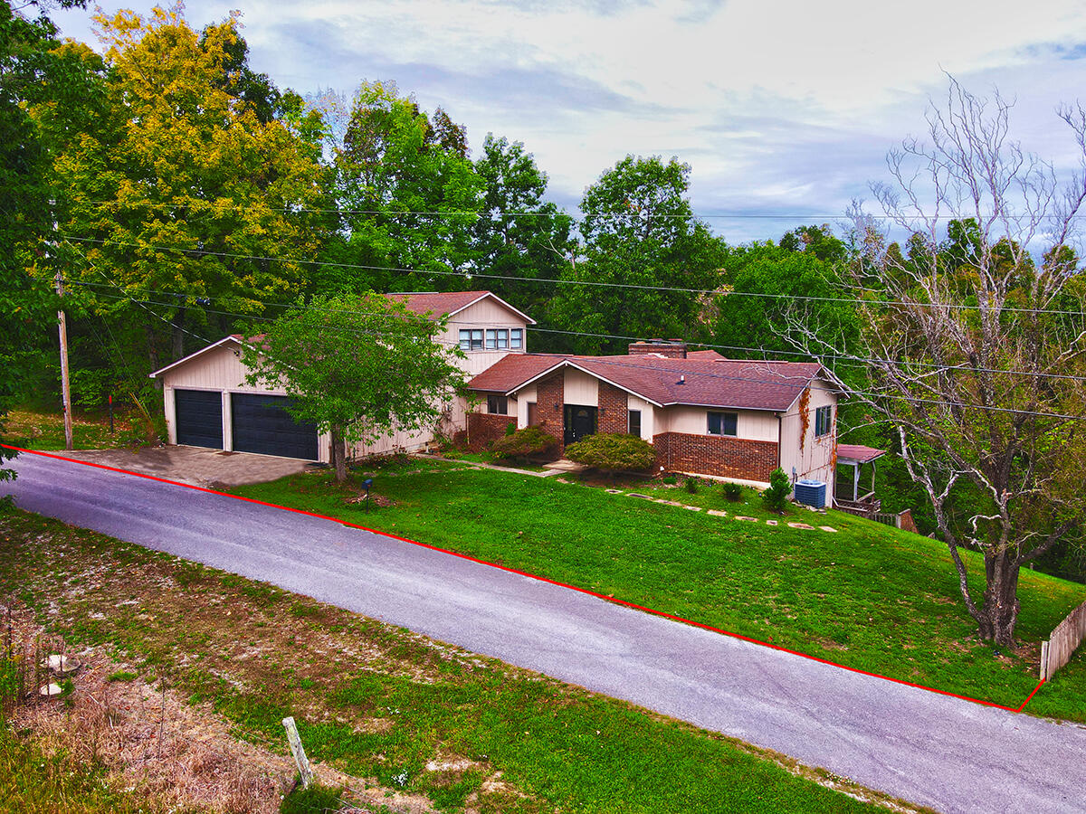 607 Old Lock 21 Road Property Photo 3
