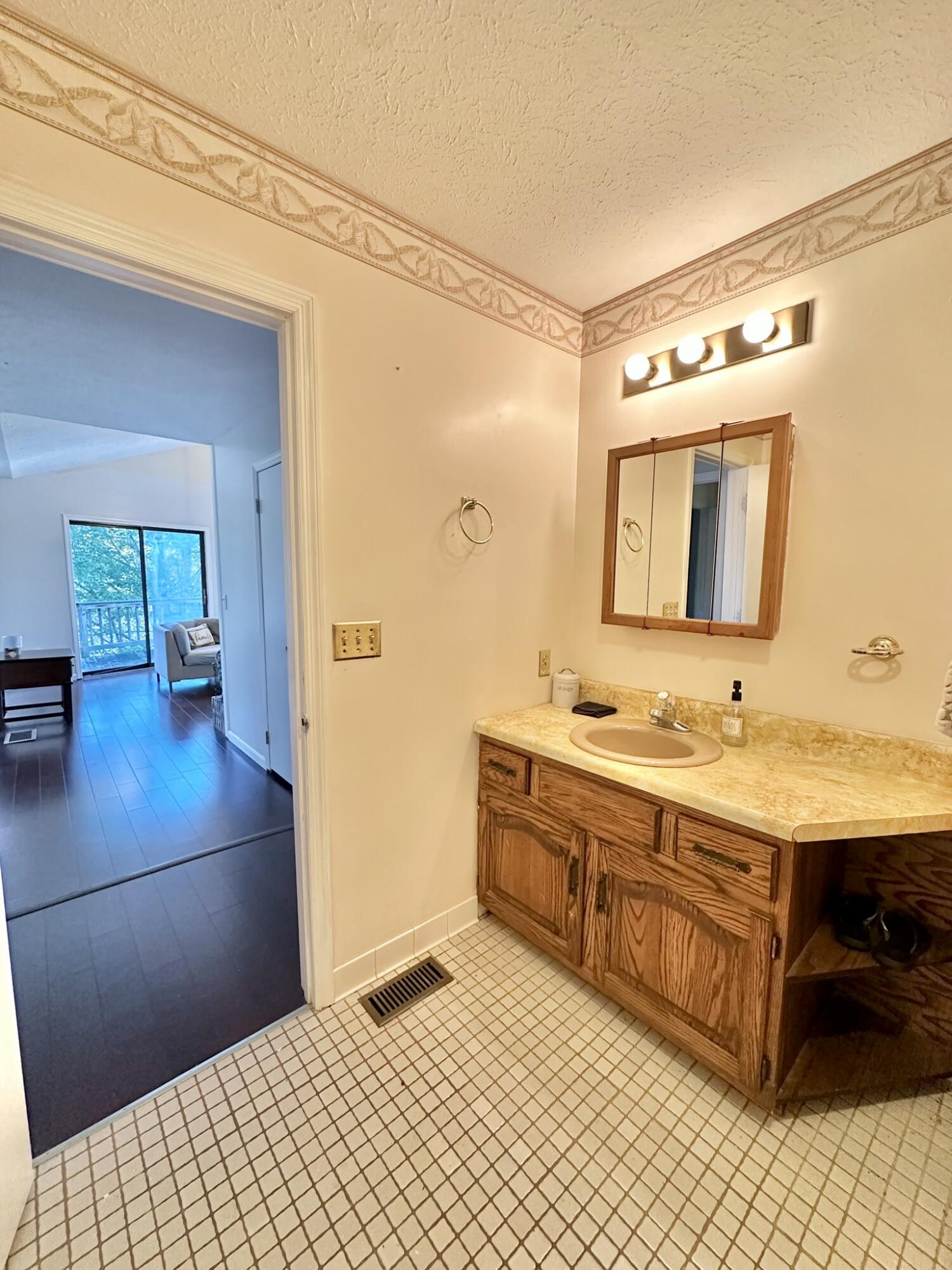 607 Old Lock 21 Road Property Photo 17