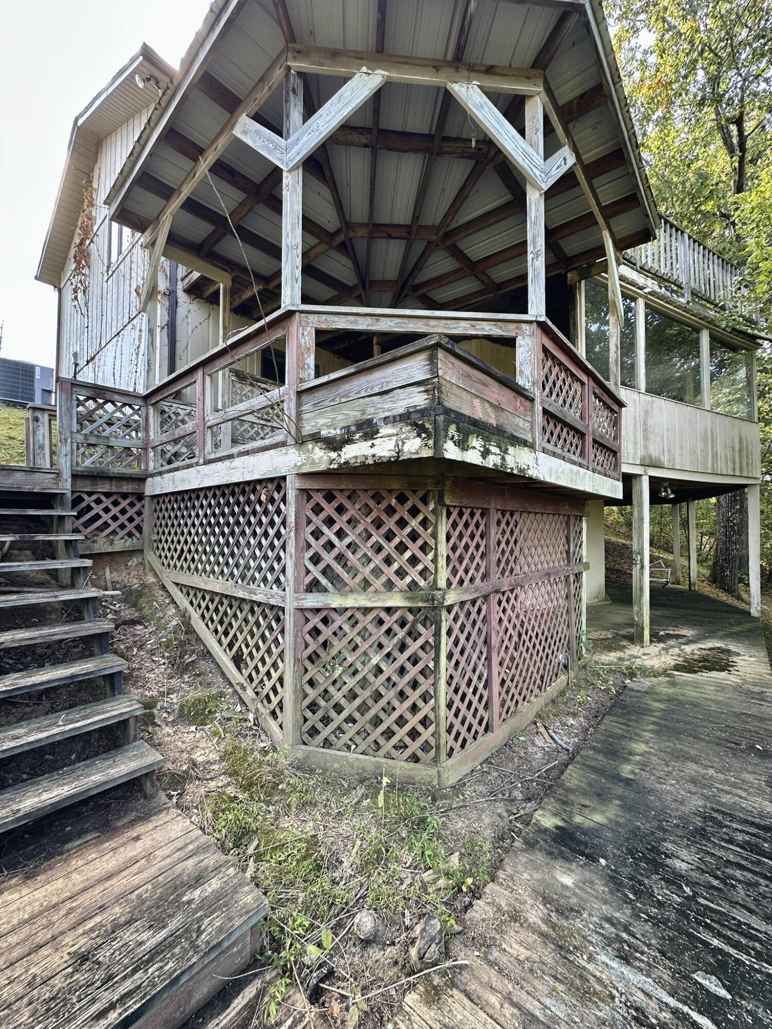 607 Old Lock 21 Road Property Photo 75
