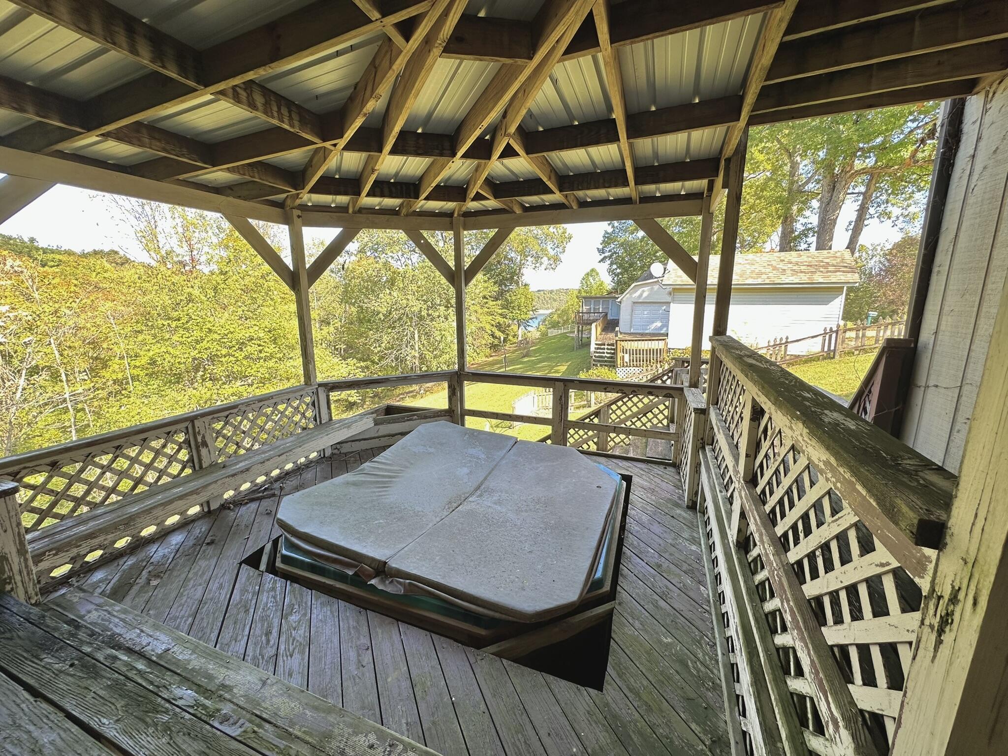 607 Old Lock 21 Road Property Photo 77