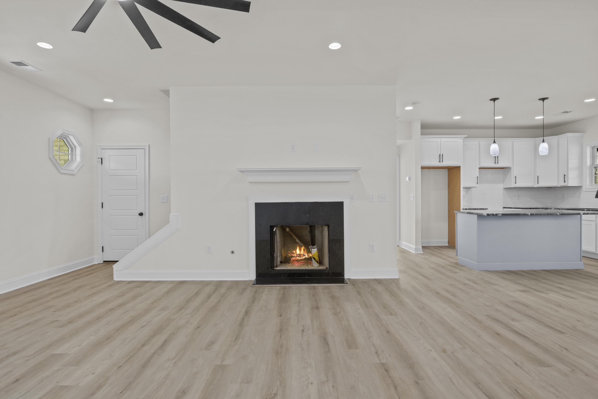 330 Mohegan Trail Property Photo 11