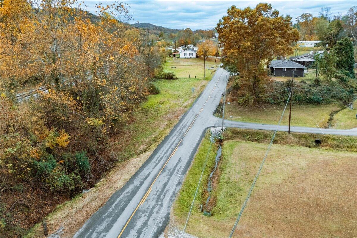 341 Ky 930 Property Photo 19