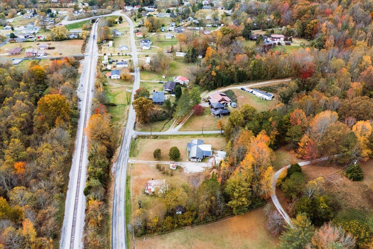 341 Ky 930 Property Photo 26