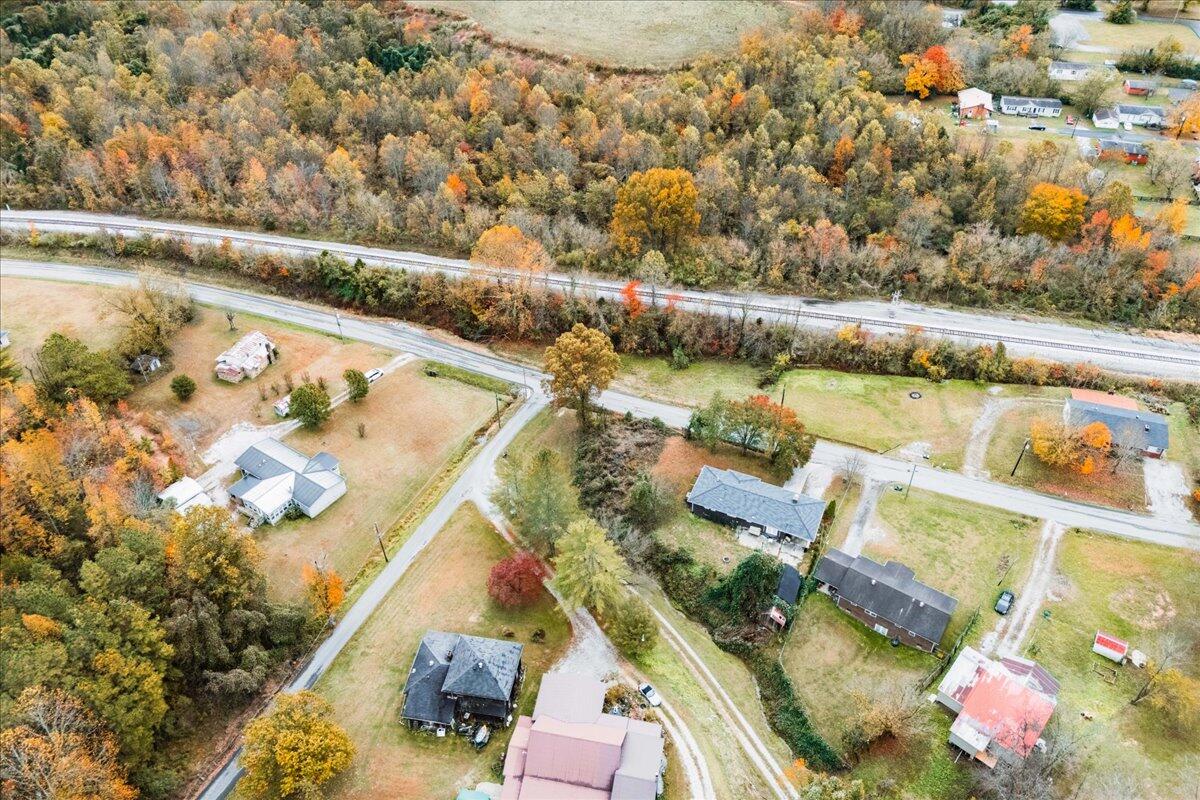 341 Ky 930 Property Photo 29