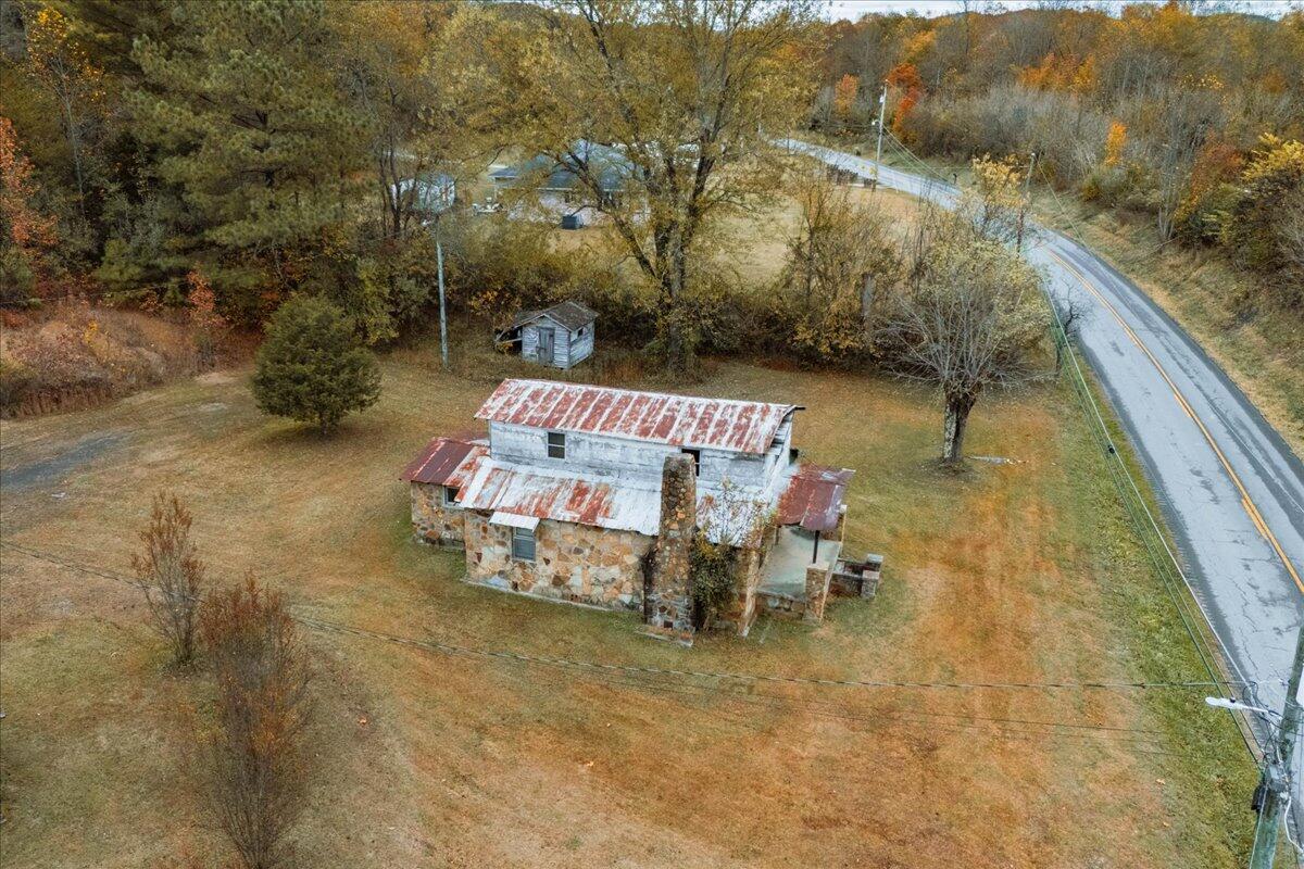 341 Ky 930 Property Photo 36