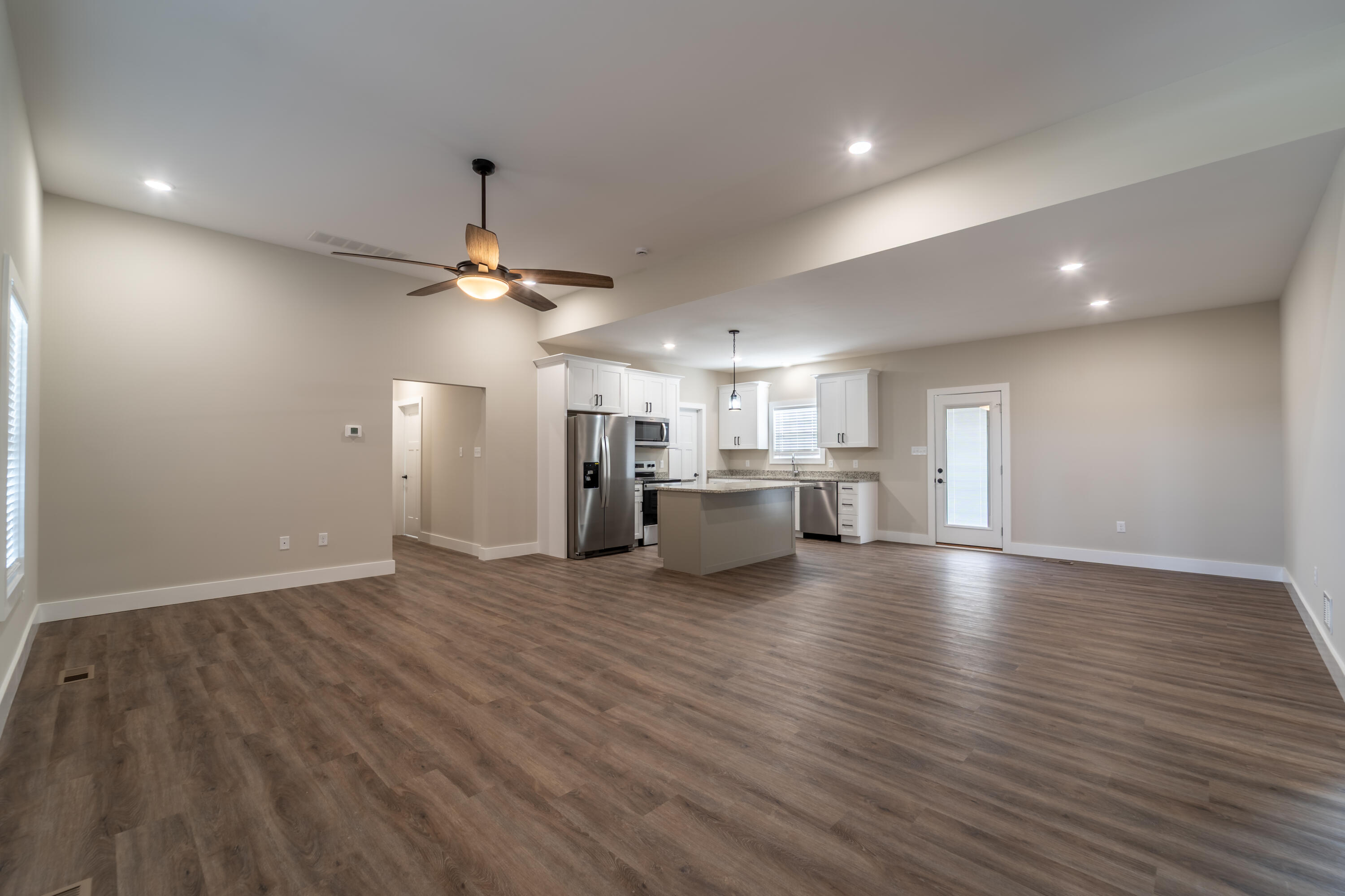 156 Central Park Avenue Property Photo 5